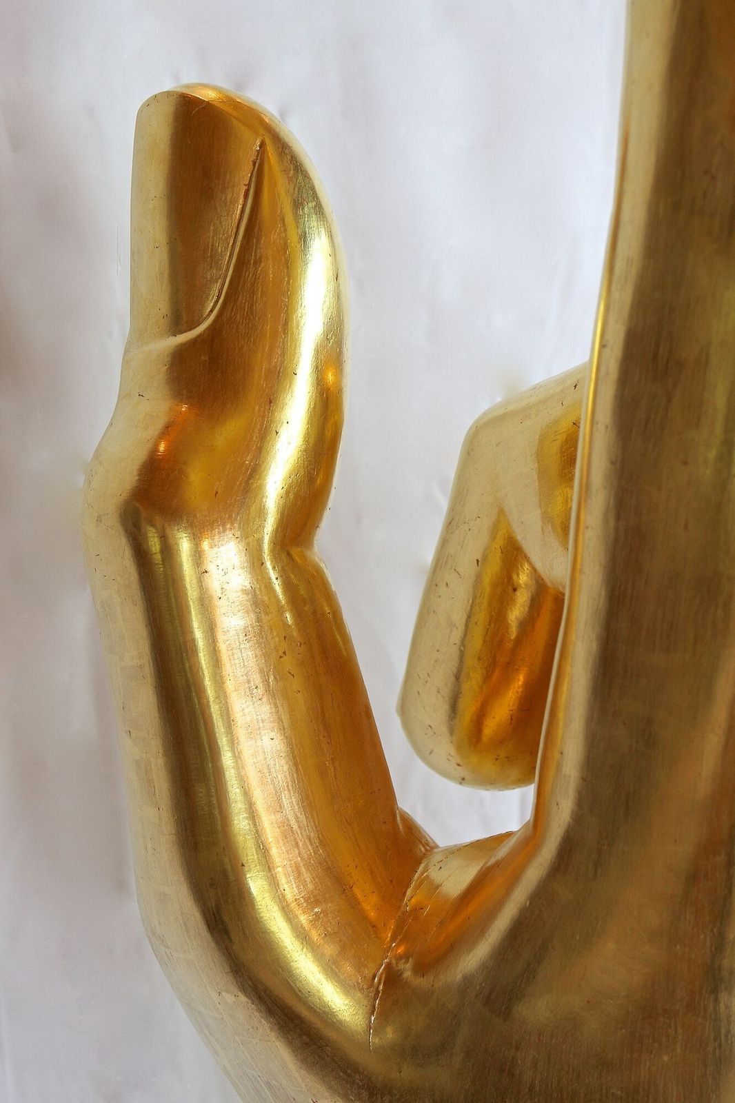 photo vintage 21st Century Contemporary Gigantic Hand Sculpture, Goldleaf Plated, At 2021