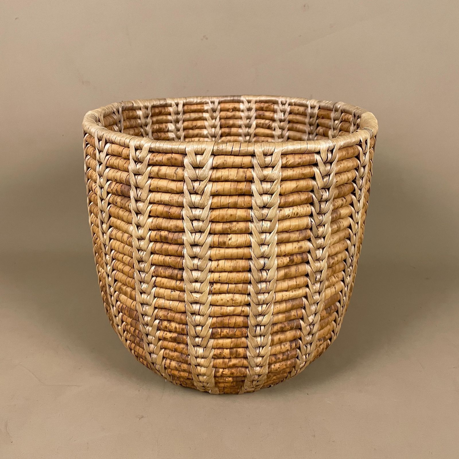 Wicker Paper Basket Bin Woven Wood Vintage Brown Handmade Rubbish Bin Trash Boho Office Bin Oriental Cylinder Round Seagrass Antique photo vinterior