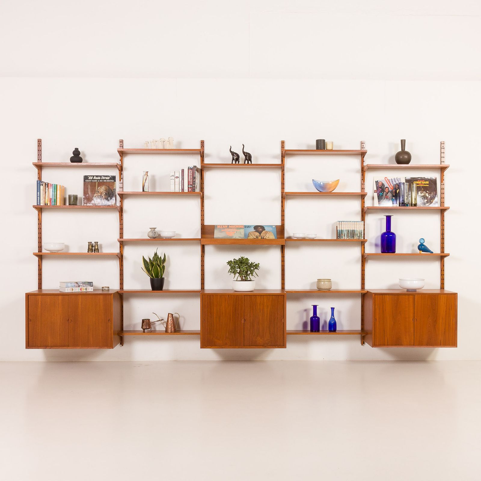 Poul Cadovius Extra Large Teak Wall Unit For Cado, 1960s.