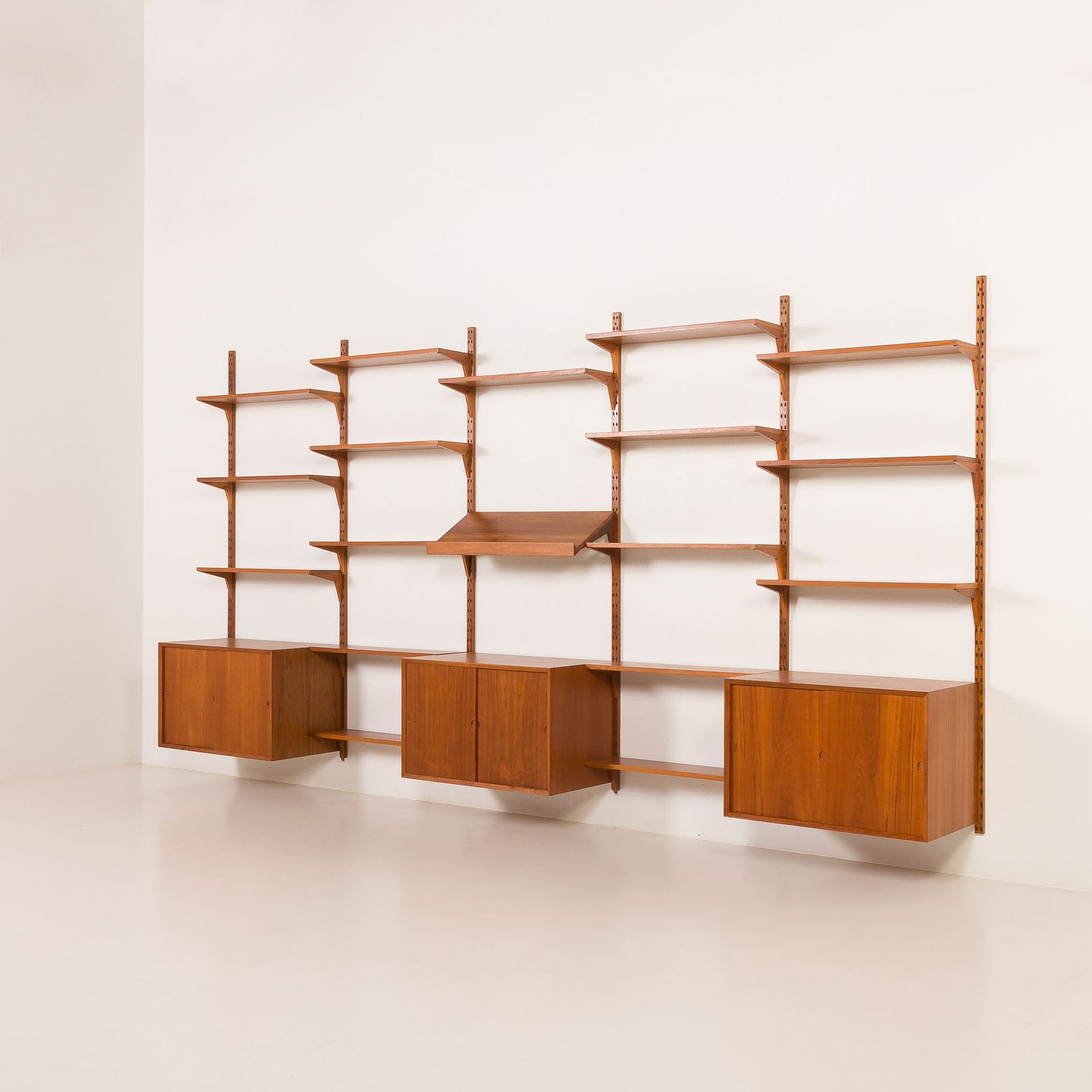 Poul Cadovius Extra Large Teak Wall Unit For Cado, 1960s. photo furniture