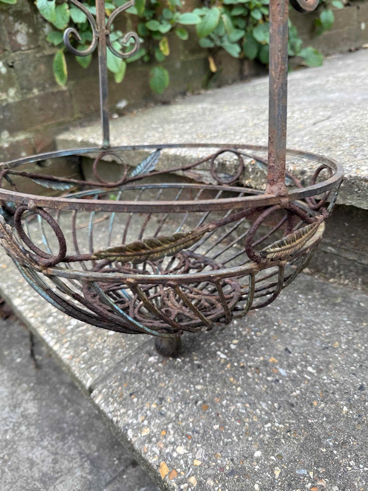 Vintage Wrought Iron Hanging Plant Stand With Basket, Vintage Jardiniere, Hanging Basket, 1970s Garden Decor (1) photo vinterior