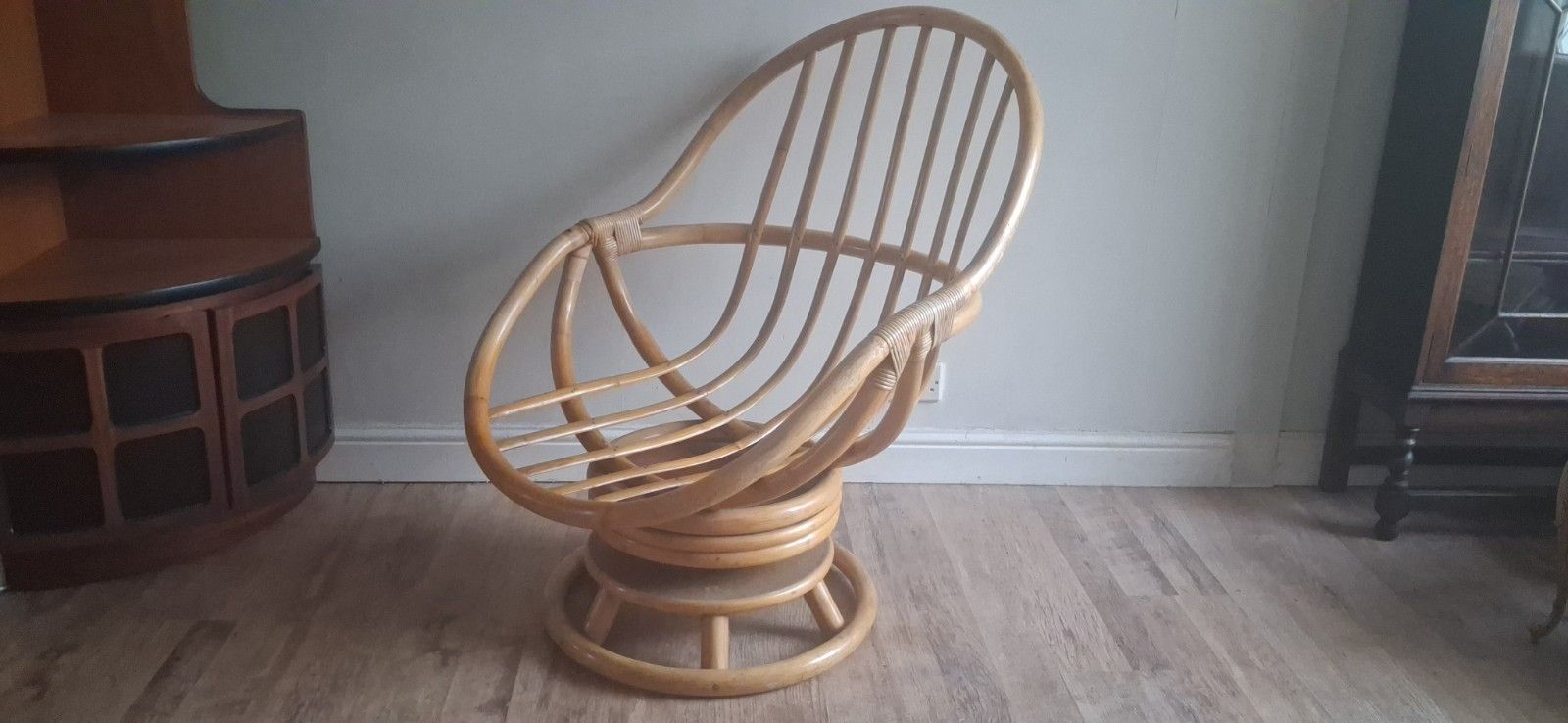 280.0 Original 1970's Angraves "Invincible" Mid Century Bamboo Swivel Armchair photo