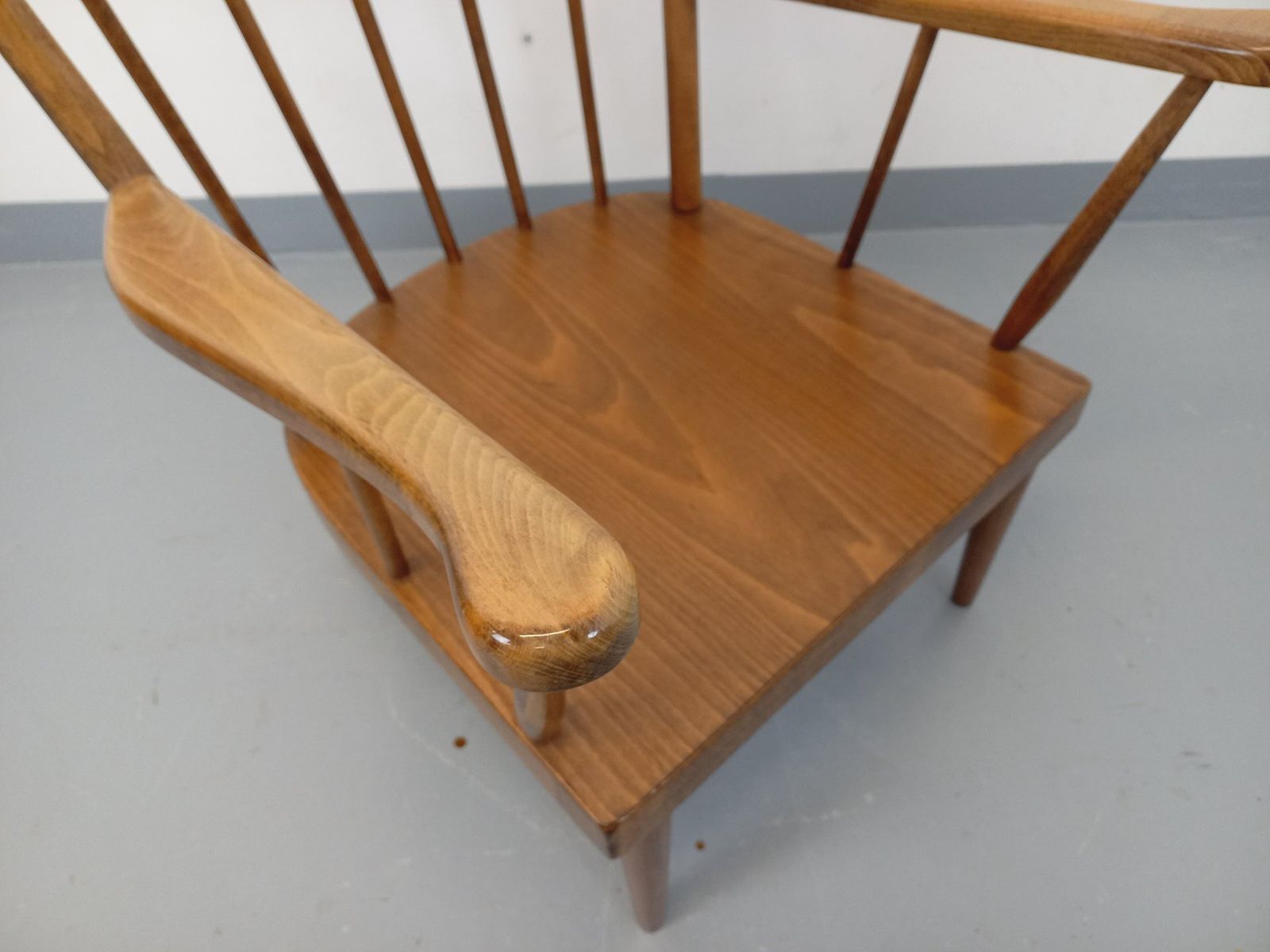 Baumann Fan Armchair, 1960s, Wooden photo vinterior