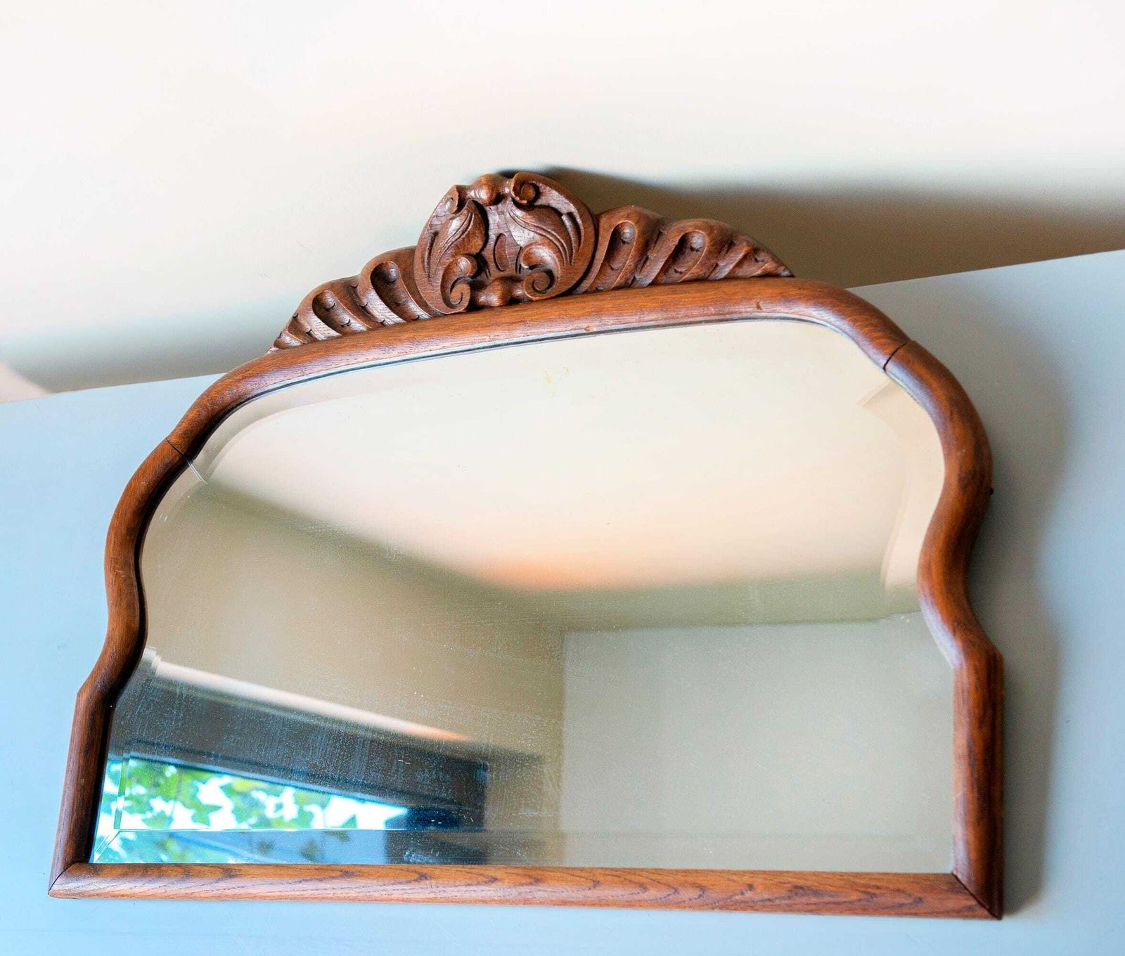 photo furniture Large Antique Wooden Mantel Mirror – Scalloped Frame With Carved Crest – Beveled Glass – Victorian Style