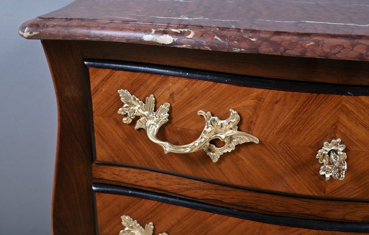 Small Marquetry Commode, Louis XV Style – Mid 19th Century photo vintage