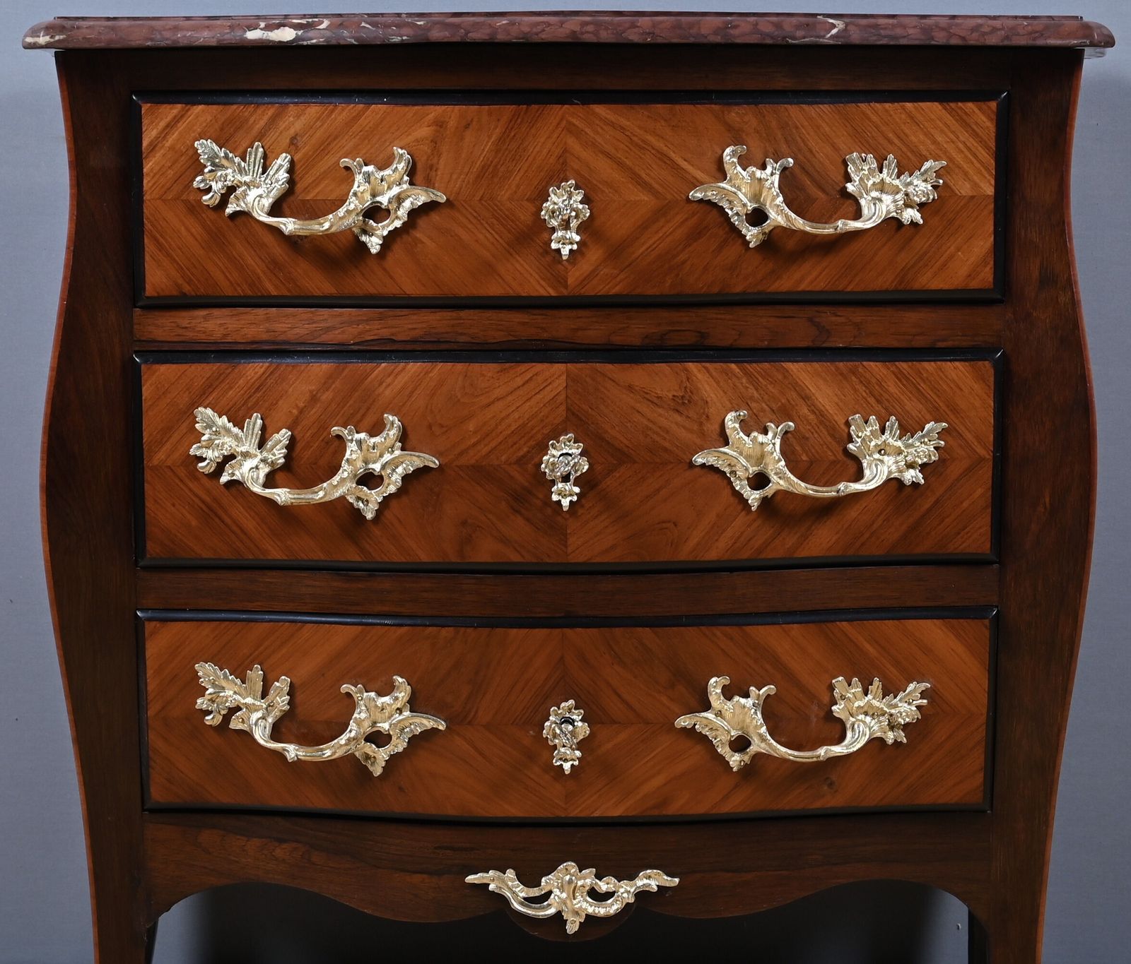 photo furniture Small Marquetry Commode, Louis XV Style – Mid 19th Century