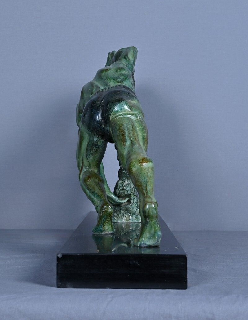 photo vinterior Important Bronze Sculpture "Allegory Of Strength", Art Deco – 1940