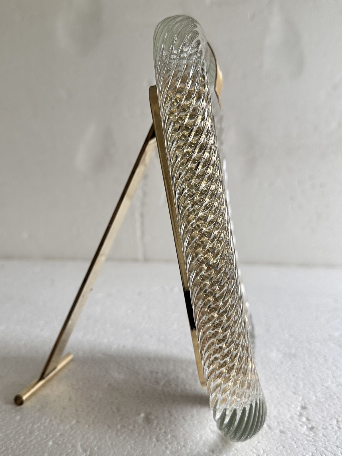 Mid Century Modern Style Transparent “Torchon” Murano Glass Picture Frame And Unaquered Brass photo vinterior