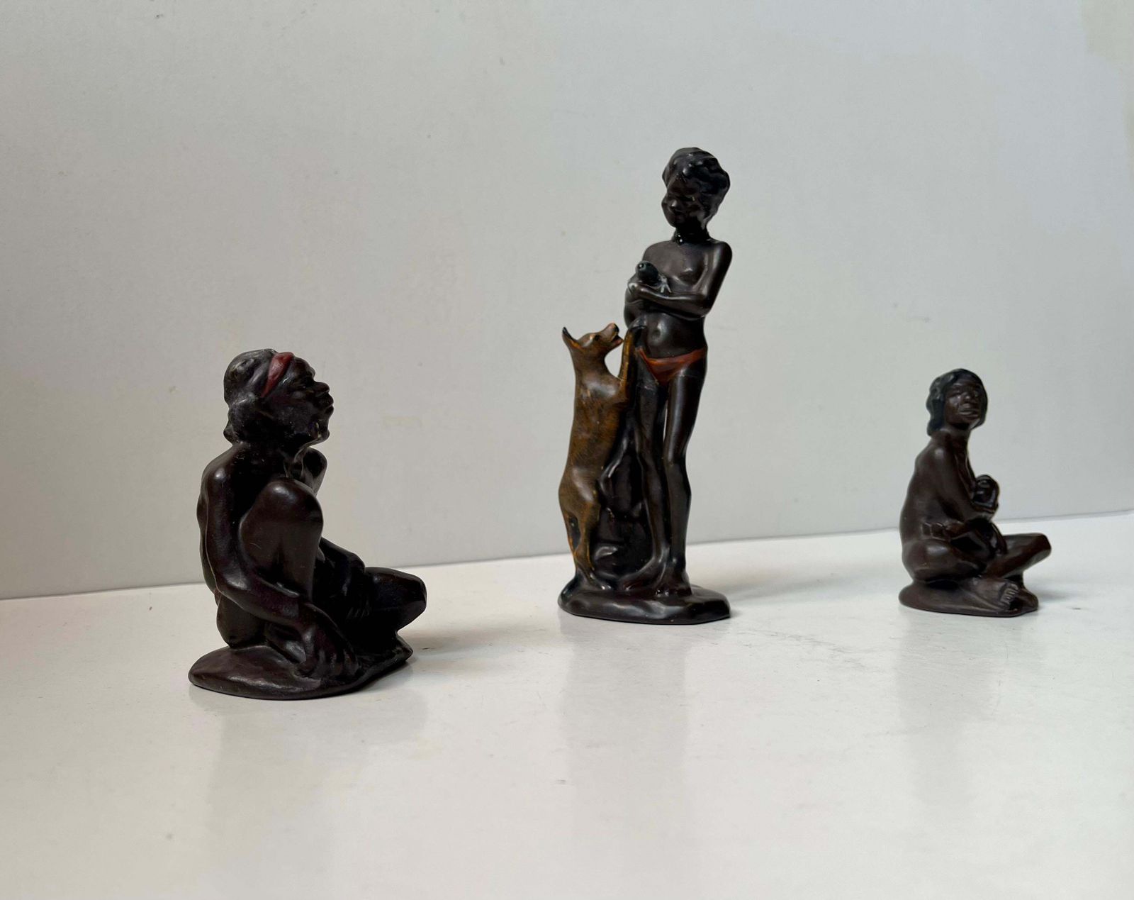 Darbyshire Pottery Family Of Aboriginal Indigenous Figurines, 1950s, Set Of 3 photo Home Decor