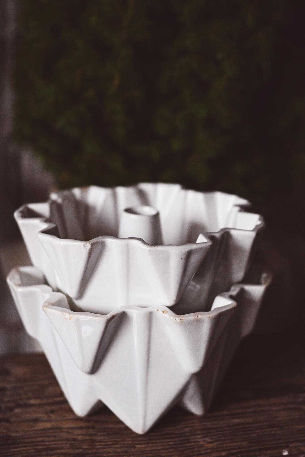 Vintage Maastricht Snowflake Bundt Molds Pair | Dutch Ceramic Baking Molds | White Star Shaped | 16 17cm Holland