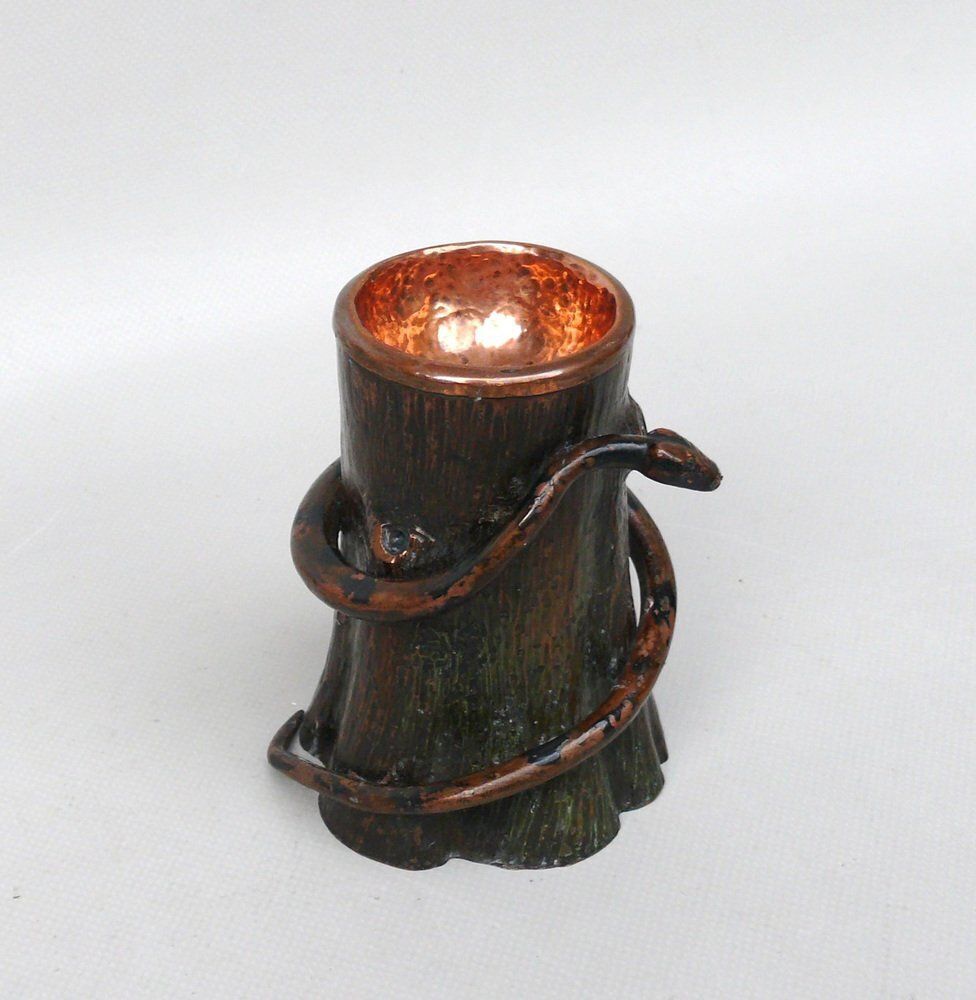 Small Art Nouveau Schlange Auf Baumstumpf In Copper, 1890s photo vinterior