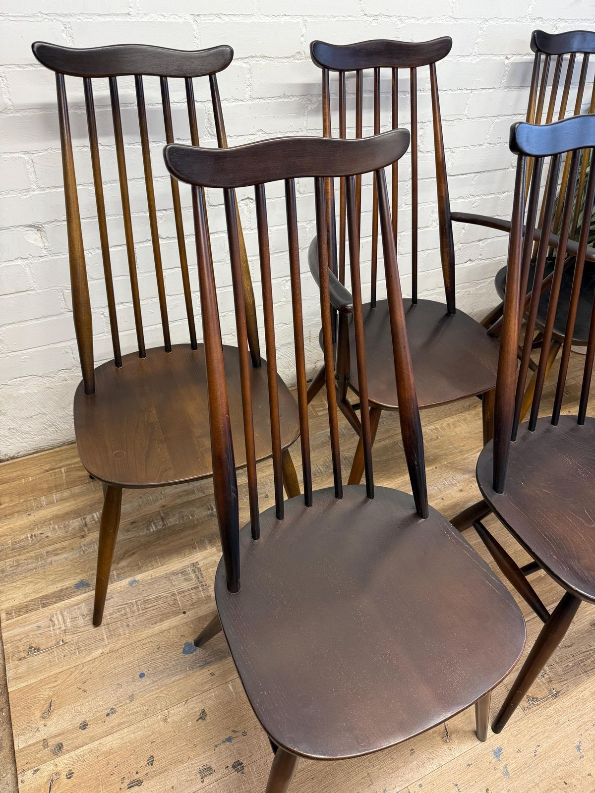 Ercol Goldsmith Dining Chairs – Set Of 6 (Including Carver) photo for sale