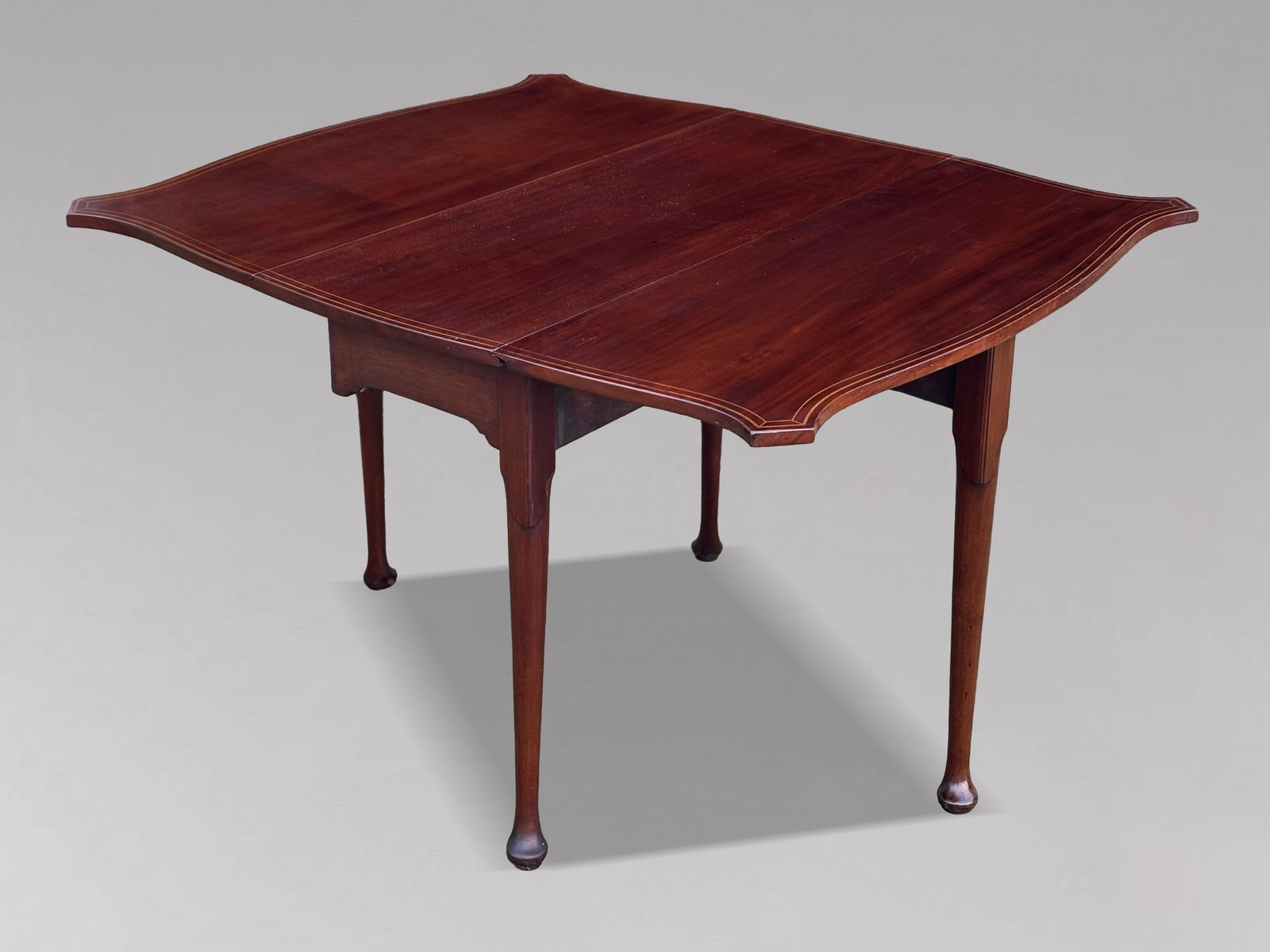 Late 18th Century George III Period Mahogany Marquetry Drop Leaf Dining Table photo 2200.0