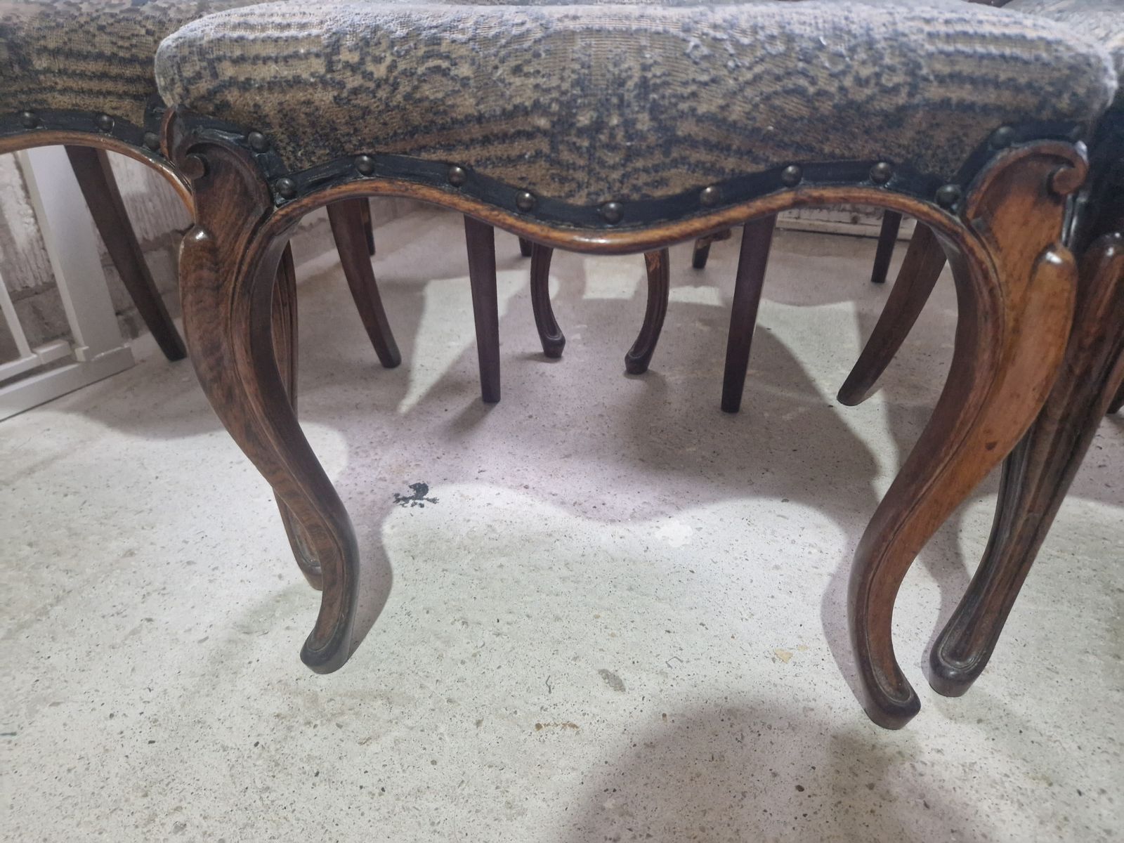 Set Of 5 Rosewood Victorian Dining Chairs photo vinterior