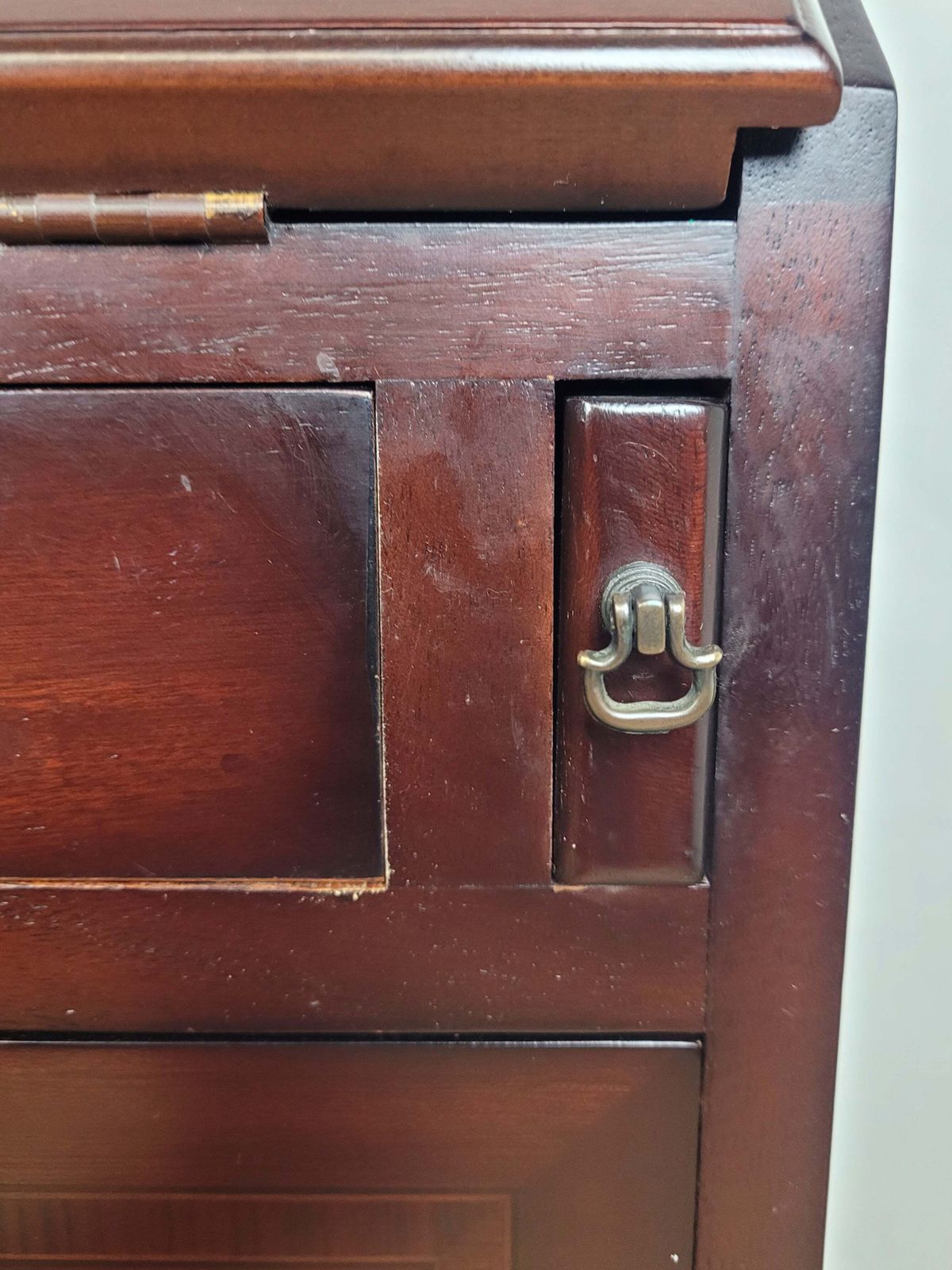 405.0 Writing Bureau Desk 20th C Green Leather Top Drop Handles photo