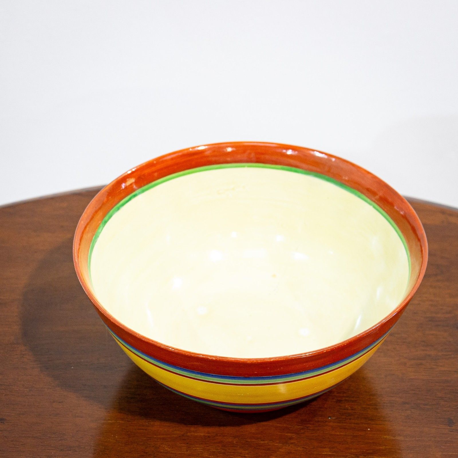 Clarice Cliff Bowl photo vinterior