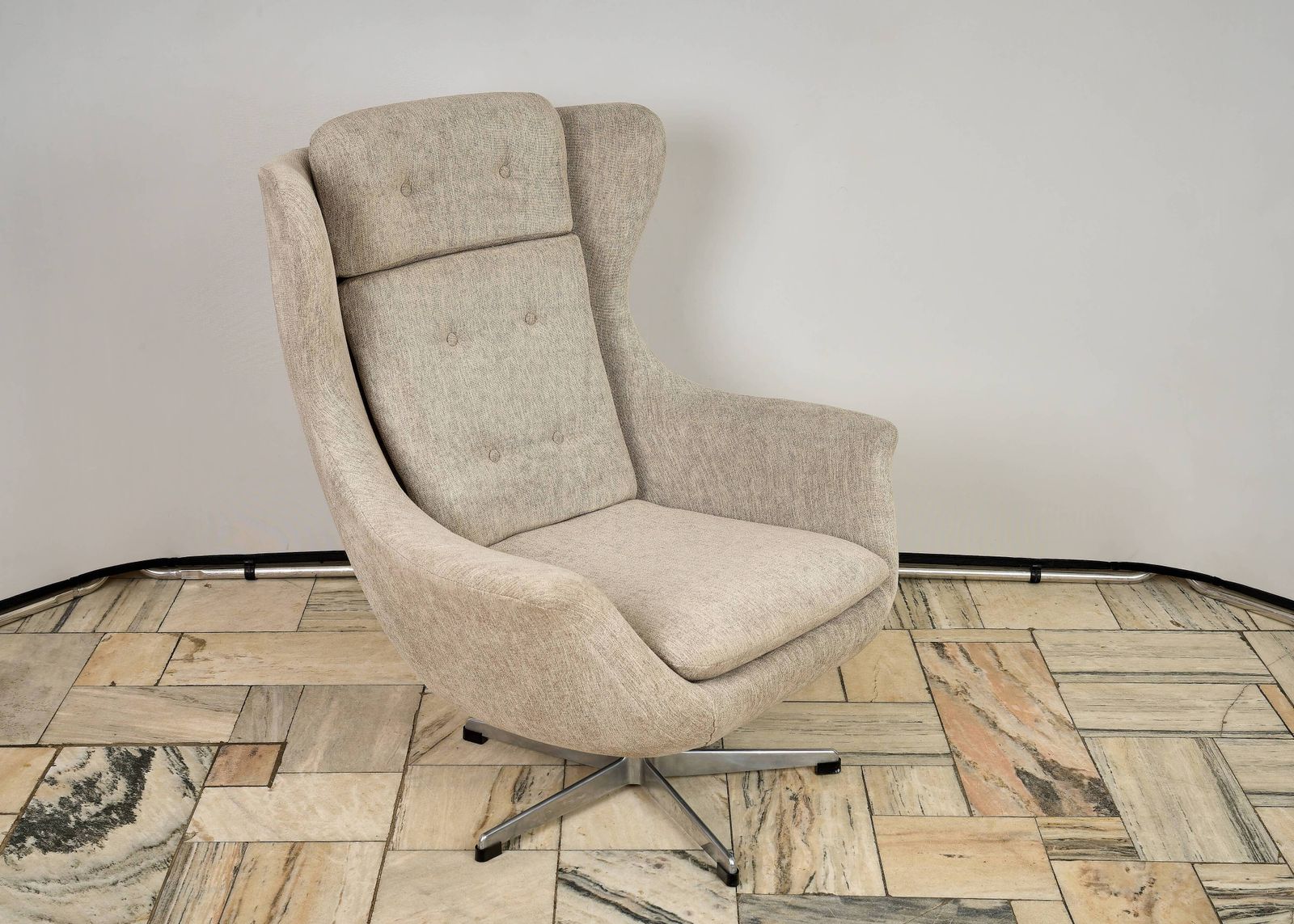 Ushak Swivel Chair By Up Zavody 1960s Czechoslovakia photo Furniture