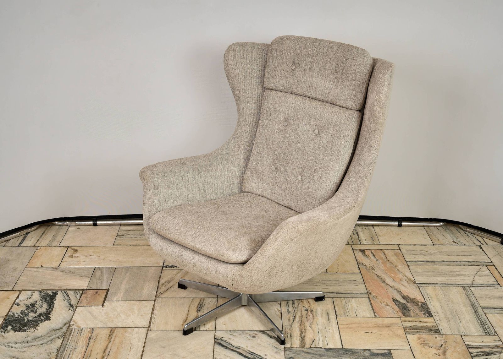 photo for sale Ushak Swivel Chair By Up Zavody 1960s Czechoslovakia