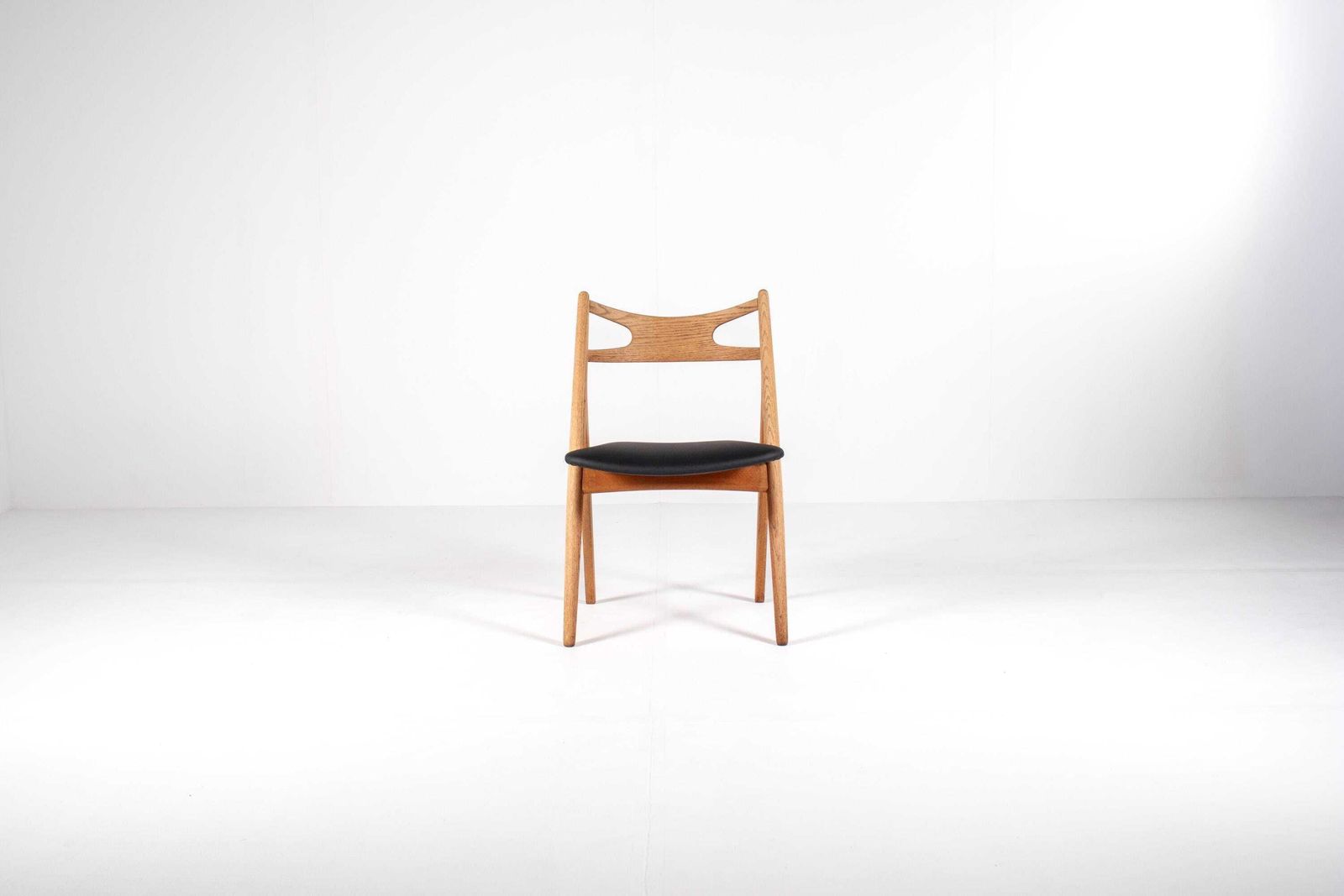 Sawbuck Chairs By Hans J. Wegner – Set Of 5, Model Ch29, Oak, 1950s photo for sale