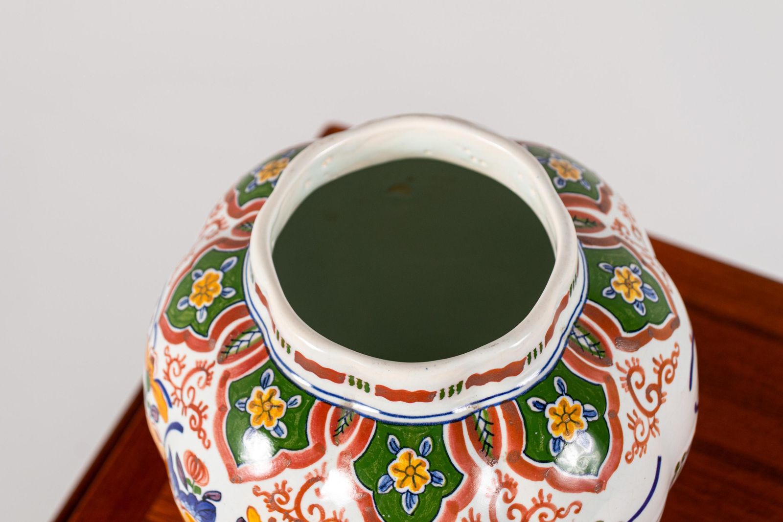 Antique Boch Frères Delft Lidded Vase – Hand Painted Faience With Parrot & Floral Motif photo 136.0