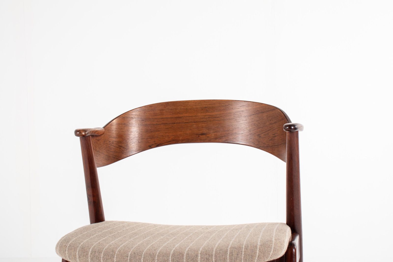 Vintage Korup Stolefabrik Chair In Rosewood – Newly Upholstered In Wool Fabric photo Furniture