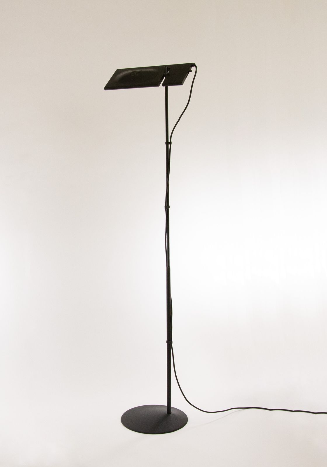 Duna Floor Lamp By Mario Barbaglia & Marco Colombo For Paf Studio, 1980s photo Lighting