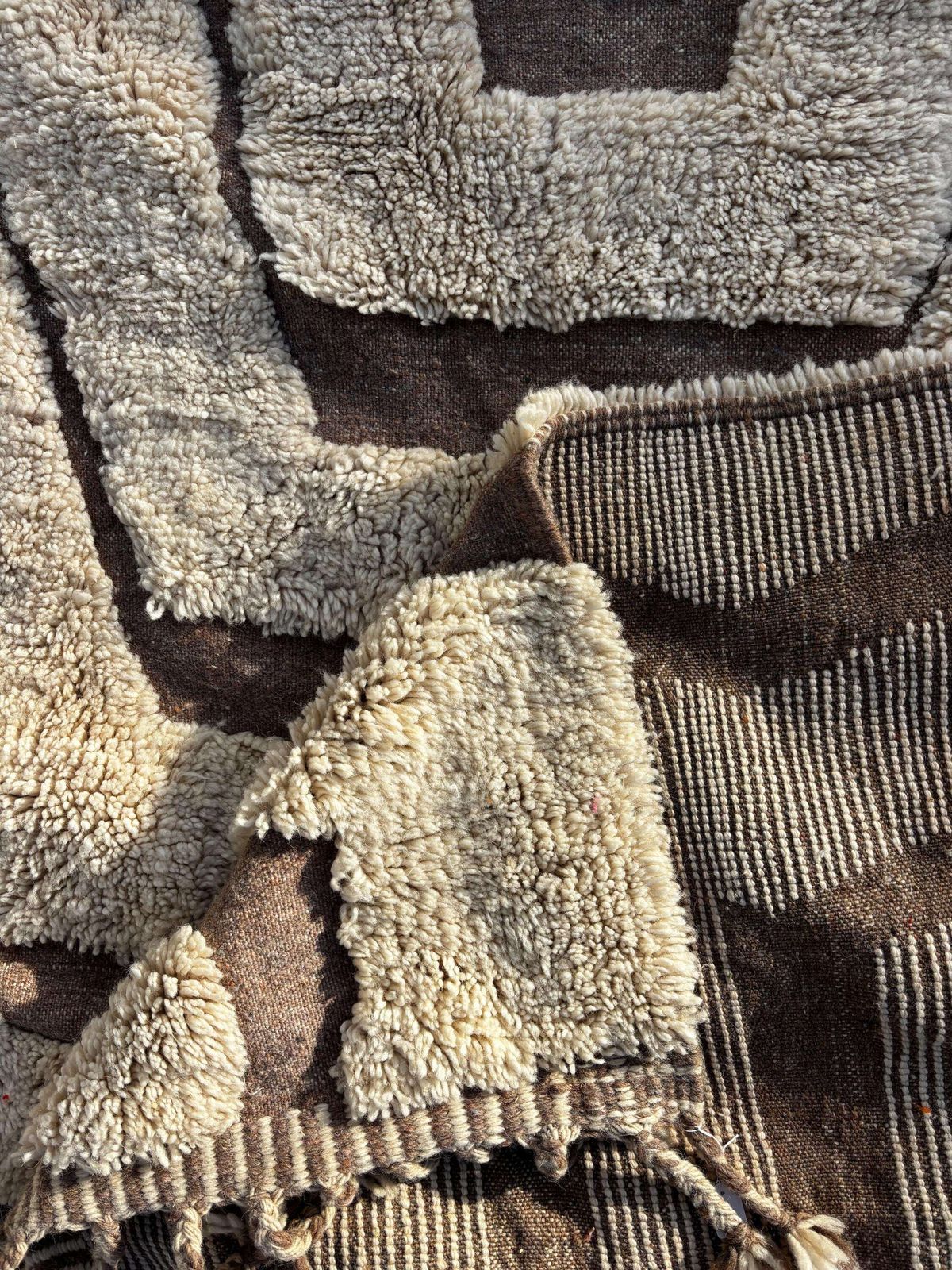 Modern Moroccan Mrirt Rug 200x300 Cm– Cream Wool Texture Design – Handmade In Morocco – Fair Trade – Berber Carpet   Moroccan Wool Rug photo for sale