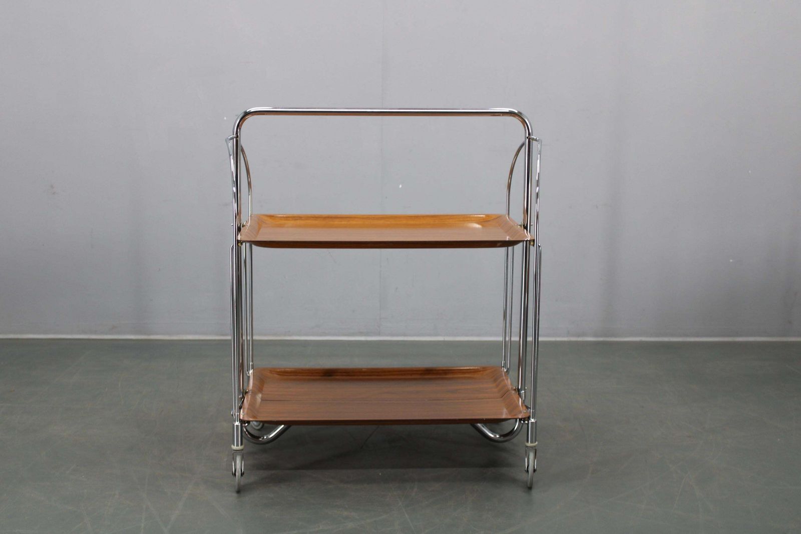 Mid-Century Opvouwbare Serveerwagen, Italië, jaren 1970 photo Meubels