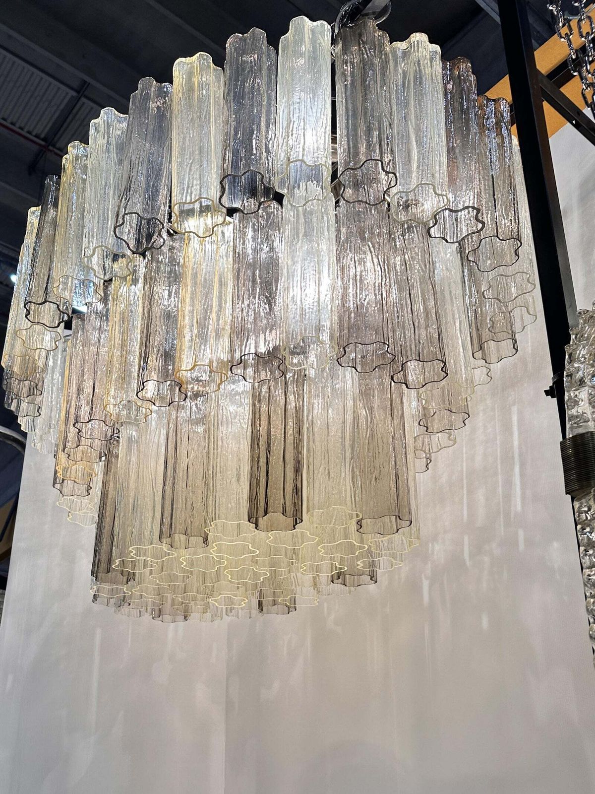 Contemporary Oval Champagne E Fumè “Tronchi” Murano Glass Chandelier photo Lighting