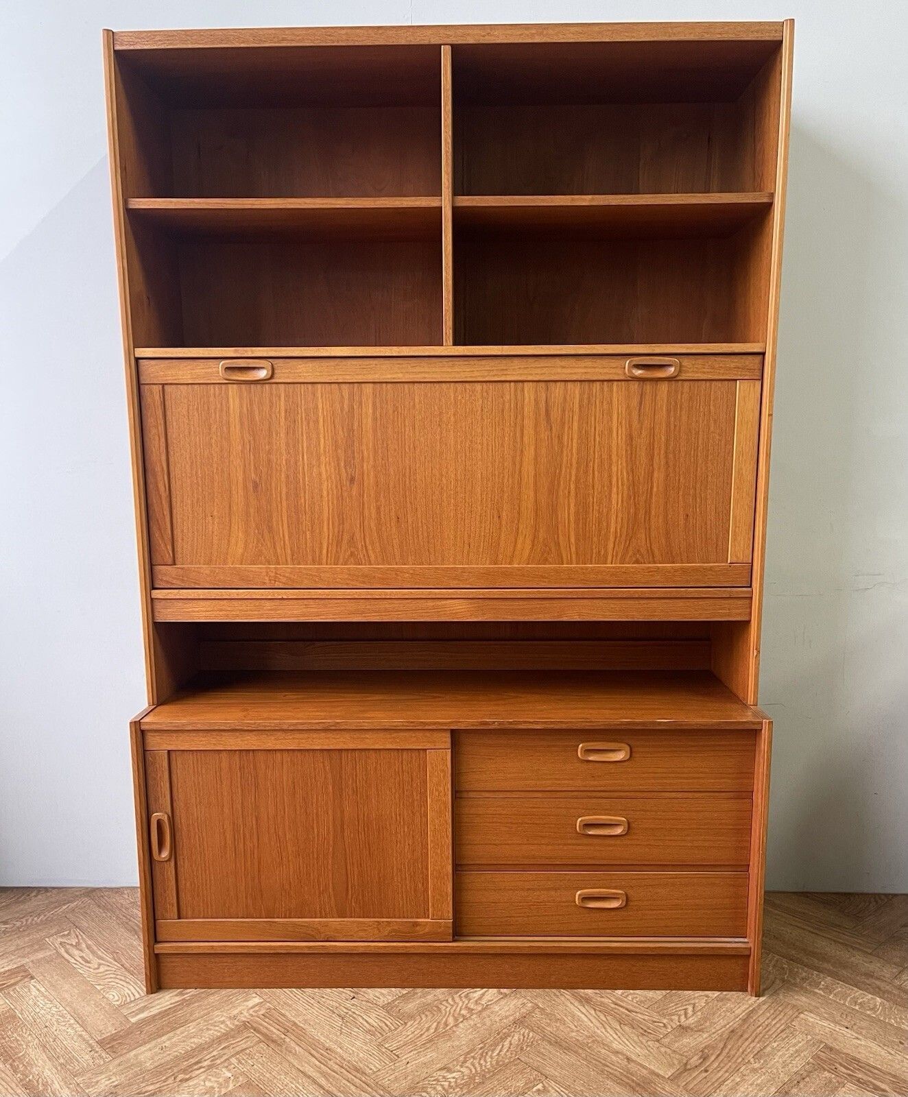 Danish Mid Century Vintage Teak Wall Unit Sideboard Drinks Cabinet Drawers