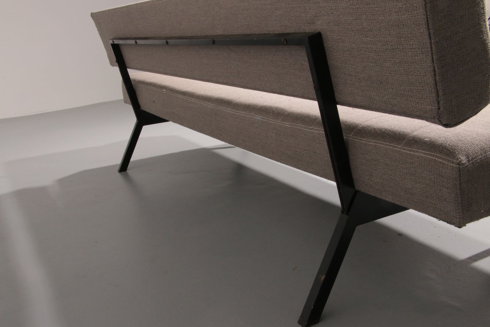Mid Century Italian Daybed By Rito Valla For Ipe Bologna 1960s photo for sale