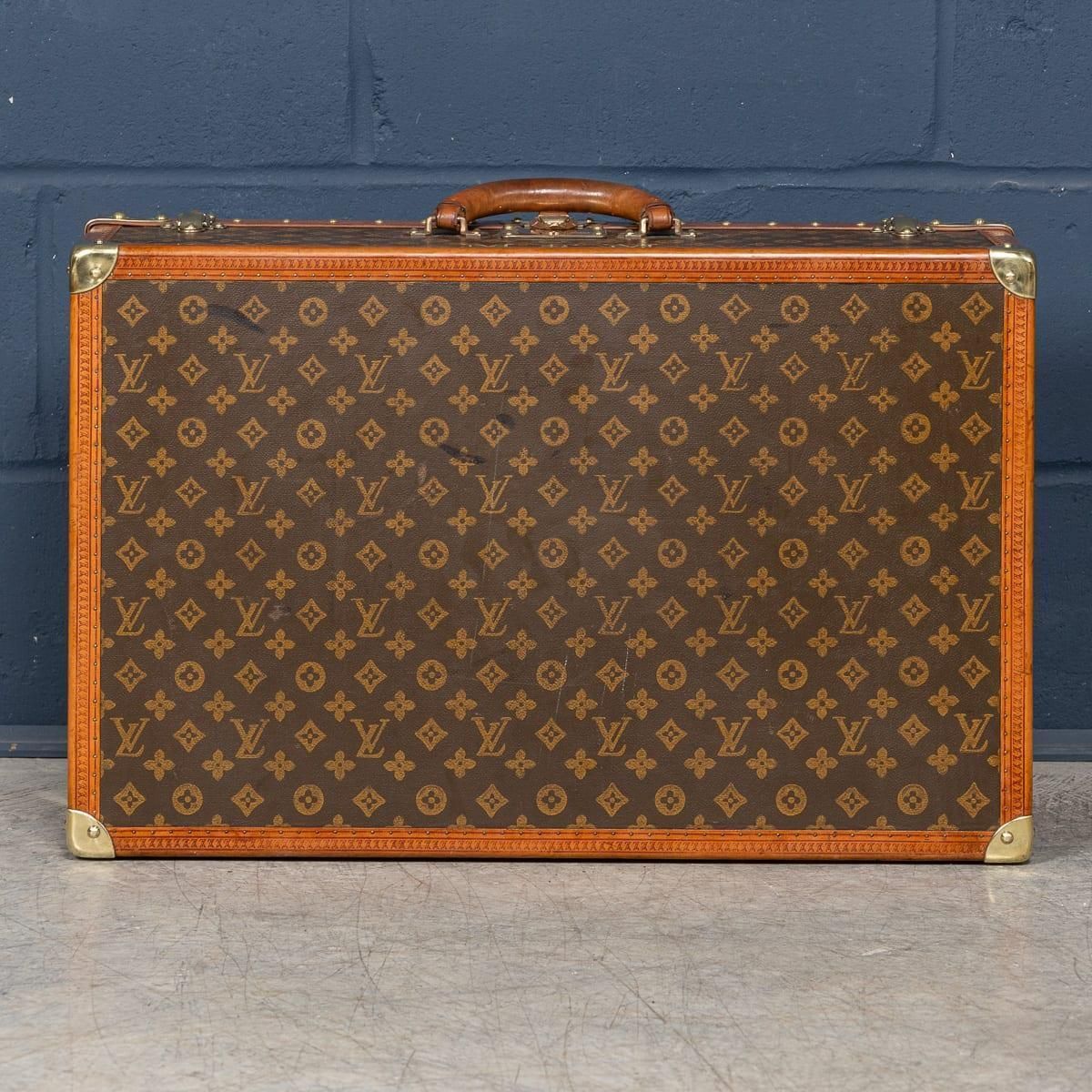 20th Century Louis Vuitton Suitcase In Monogram Canvas, France photo buy