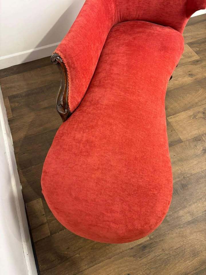 Victorian Mahogany Framed Chaise Longue photo vinterior
