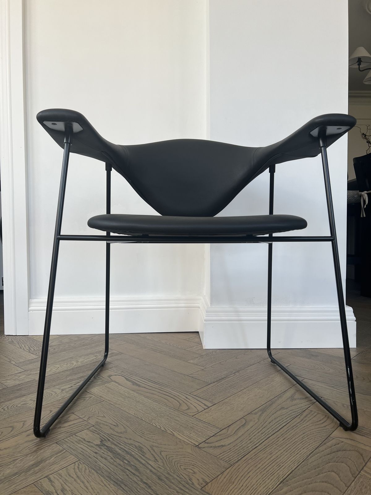 Gubi Masculo Black Dining Chairs With Black Steel Base By Gam Fratesi (Set Of 6) photo vinterior