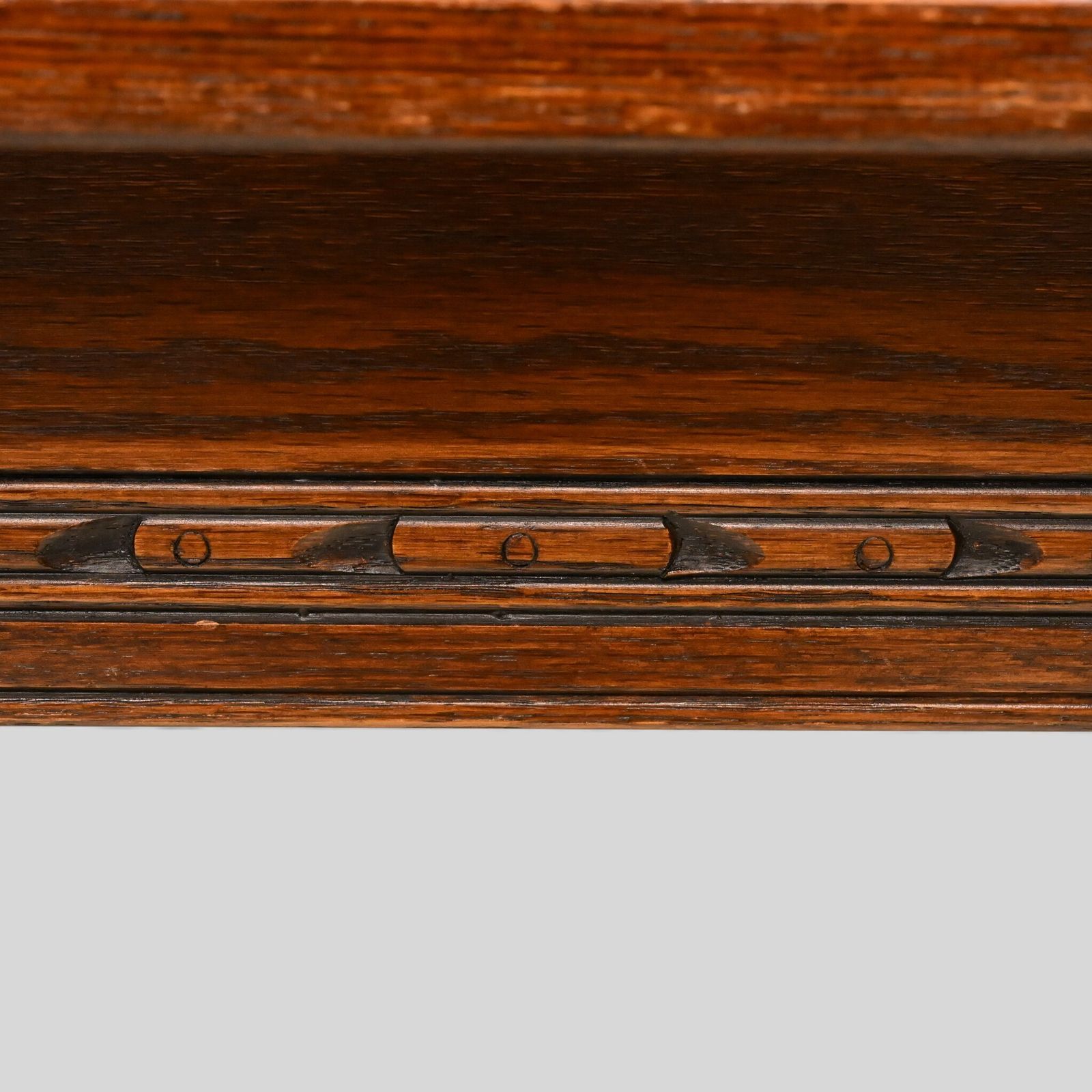 photo vinterior Old Charm Dining Table Can Seat 8 Refectory Tudor Brown #1727 Free Uk Delivery