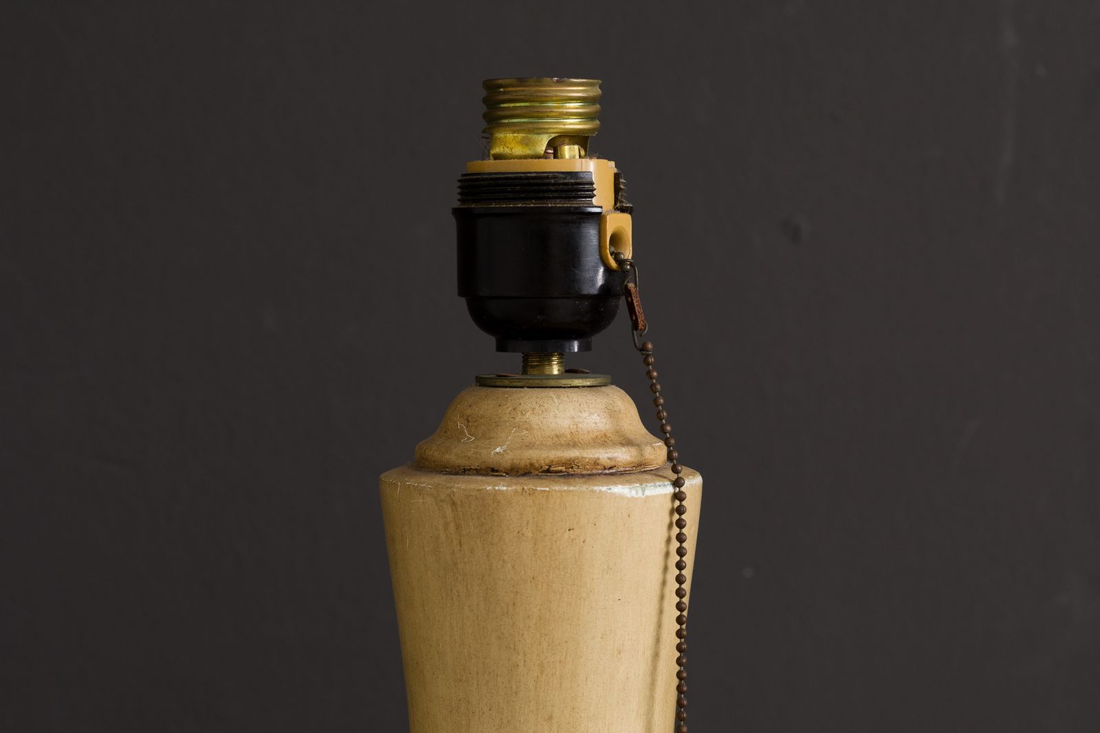 Carved Wooden Vintage Lamps, By Mariano García photo Lighting