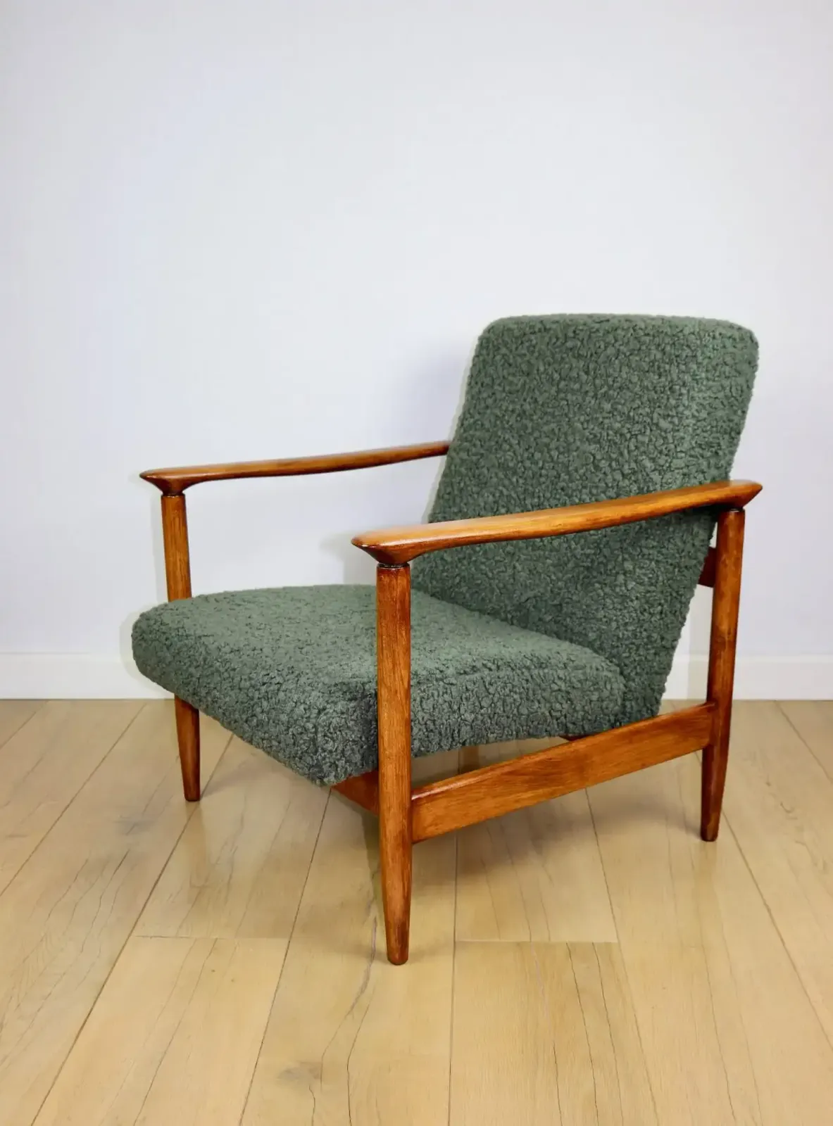 Gfm 142 Armchair, Designed By Edmund Homa From The 1970s, Olive Green, Thick Bouclé photo vinterior