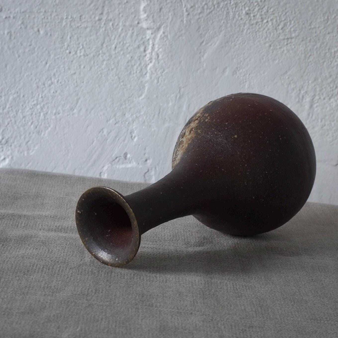 543.0 2 Wabi Sabi Stoneware Vases | Japan | 20th Century photo