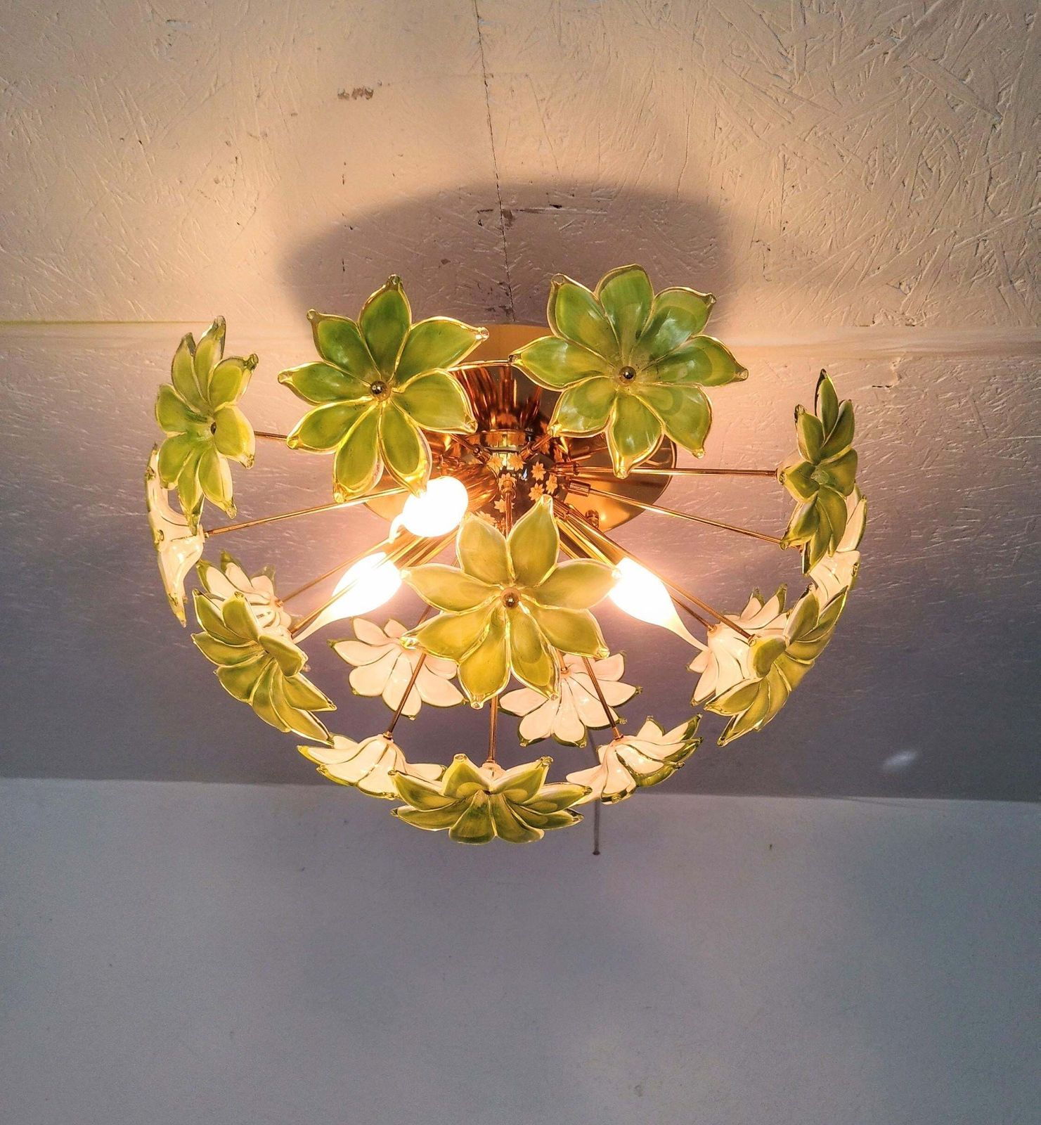 photo furniture Chandelier Green Murano Styled Glass Flower Sputnik Flush Mount Light