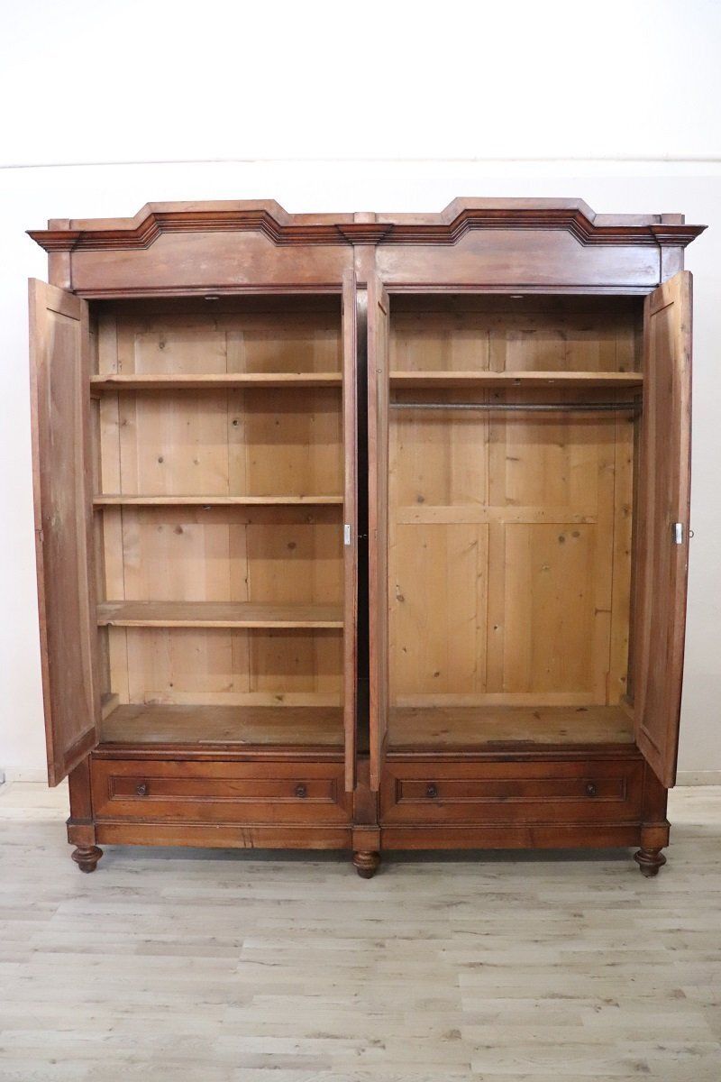 Large Antique 19th Century 4 Door Wardrobe In Walnut photo for sale