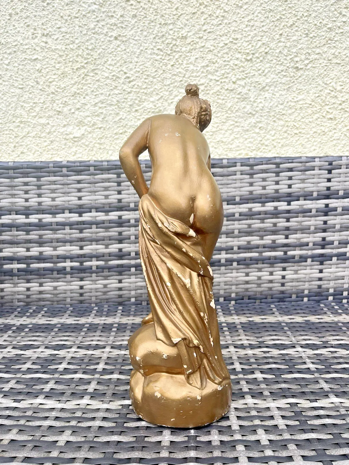 Antique French Plaster Chalkware Lady Maiden Bathing Figurine Venus By Allegrain photo 180.0