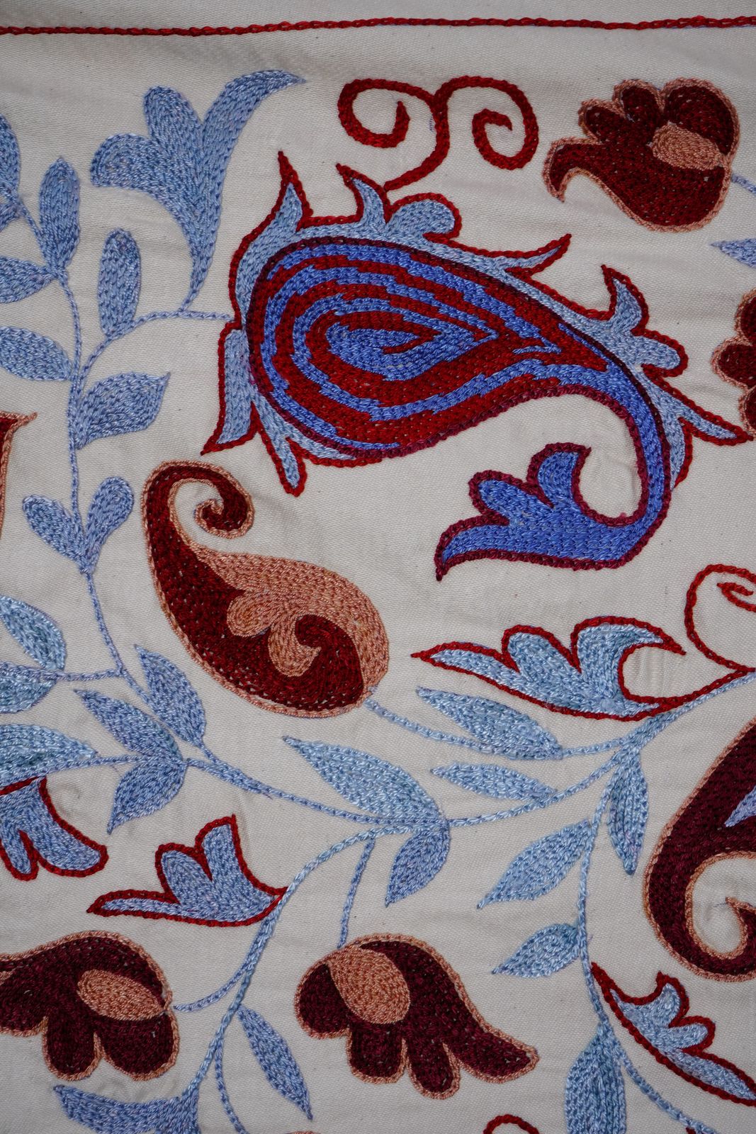 Floral Suzani Embroidery   Handmade Table Runner photo vintage