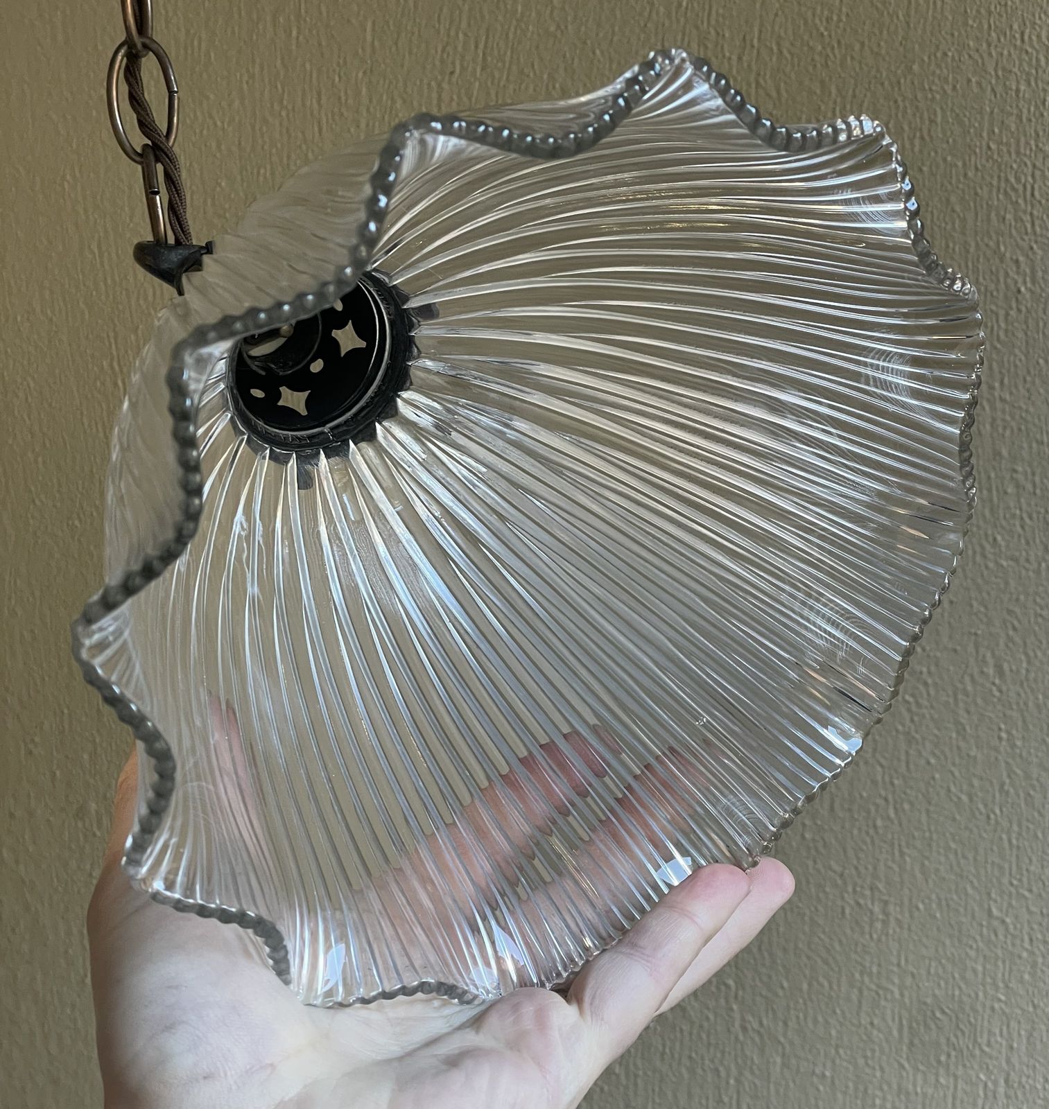 Edwardian Holophane Light Pendant (9 Inch) photo vinterior