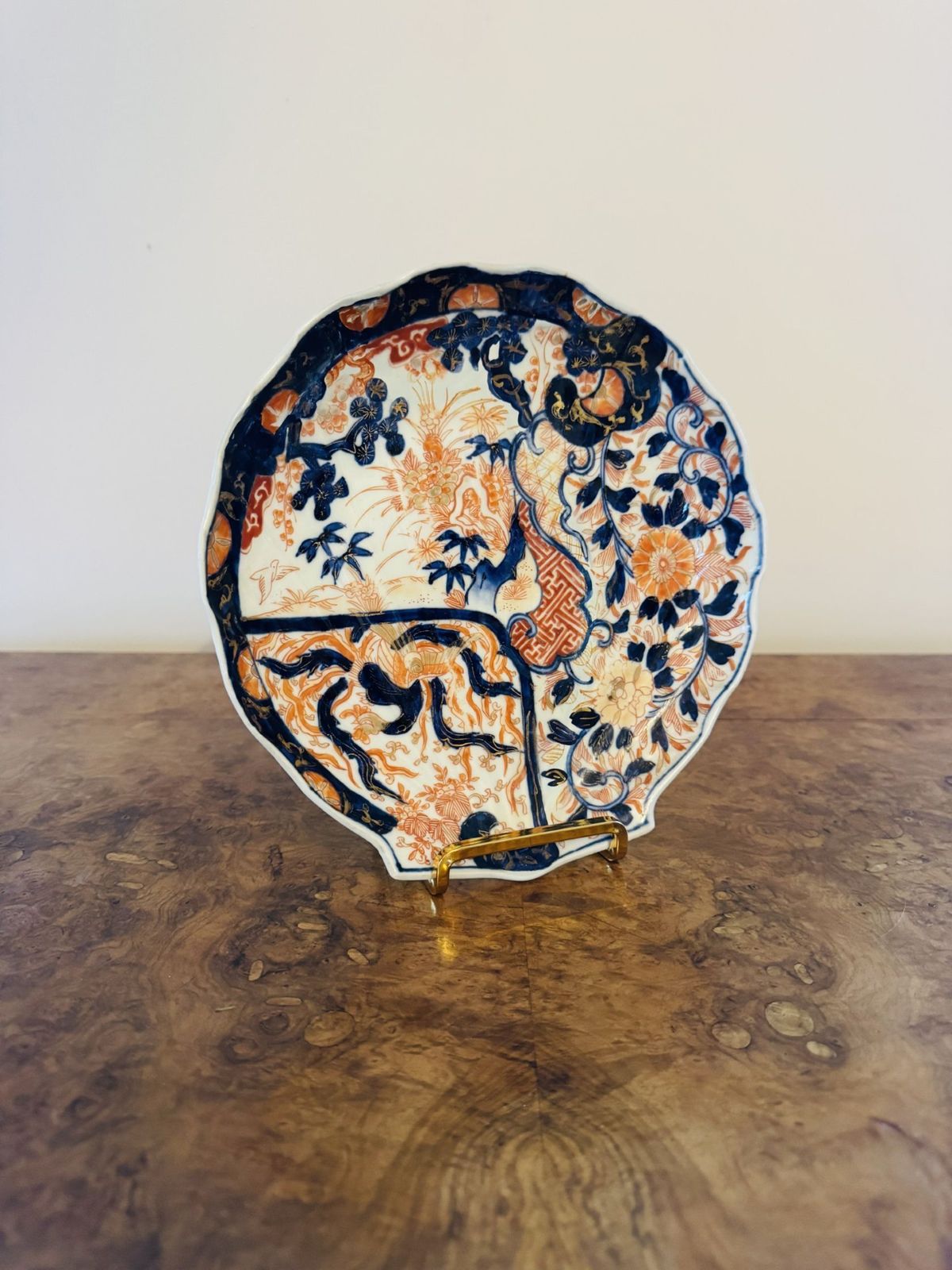 Unusual Antique Japanese Imari Shell Shaped Plate