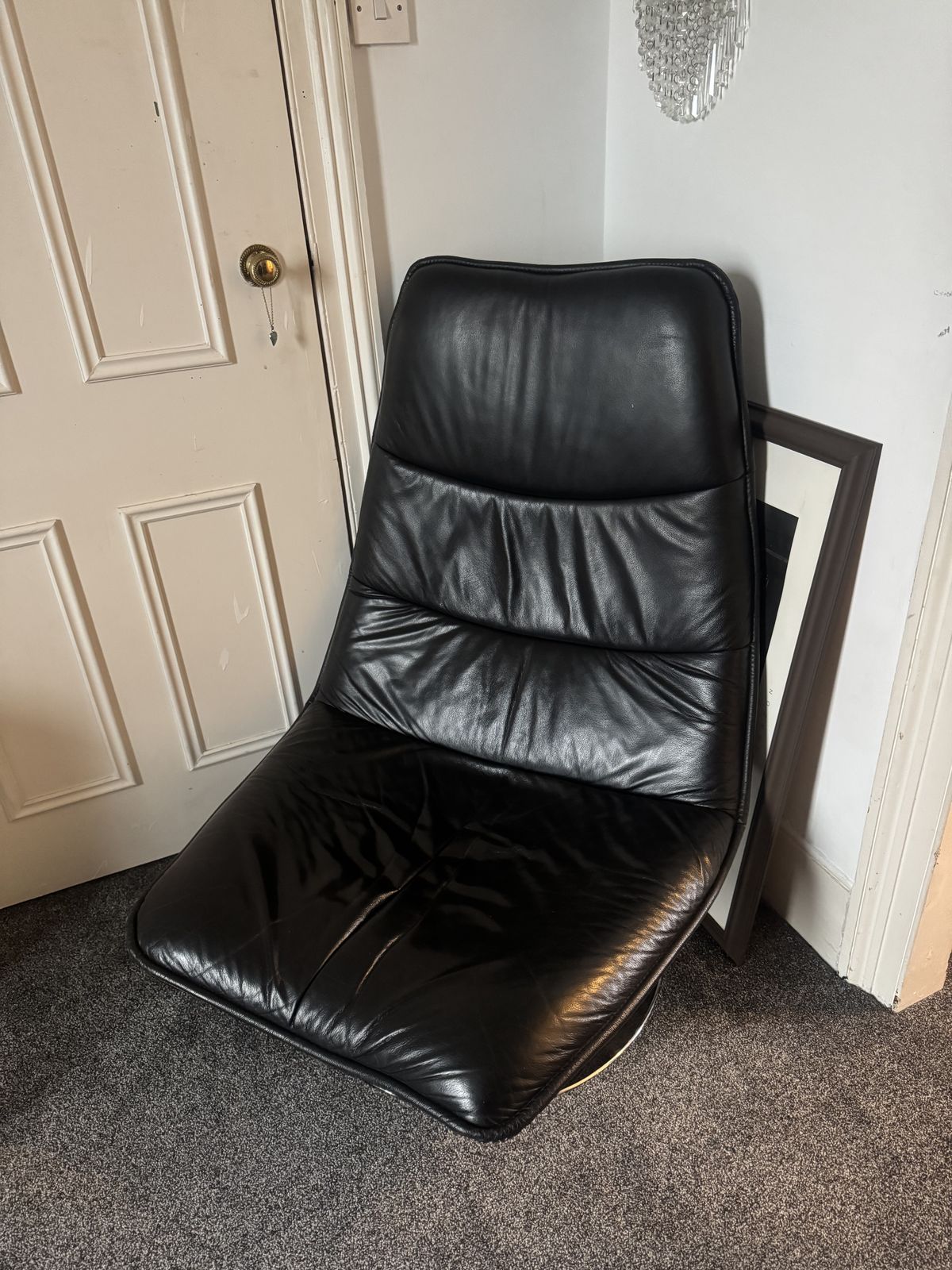 Vintage Italian Leather Swivel Chair 1970s Chrome Silver Base Black