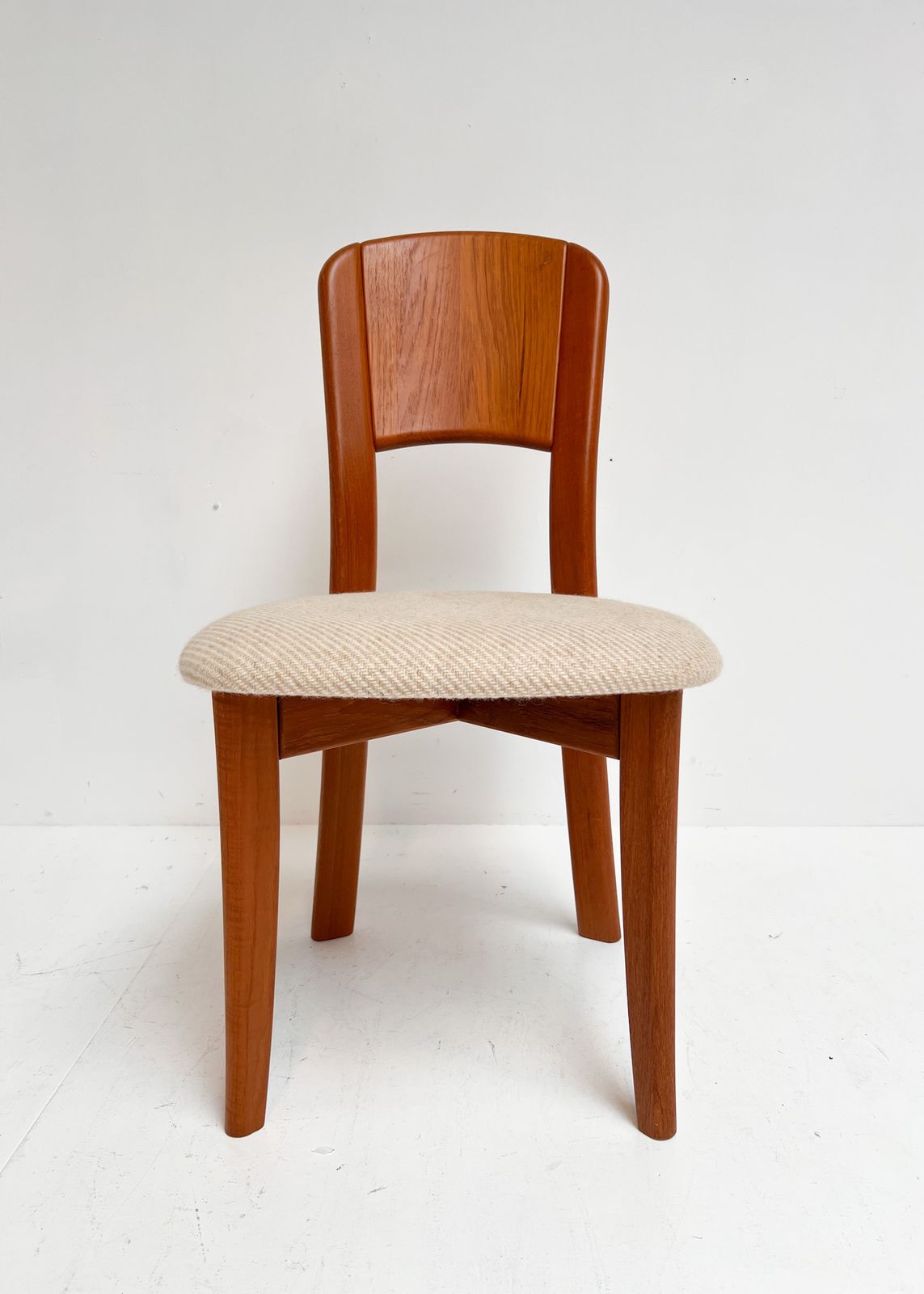 Set Of 4 Danish Design Chairs By Gramrode From The 1970s photo 850.0