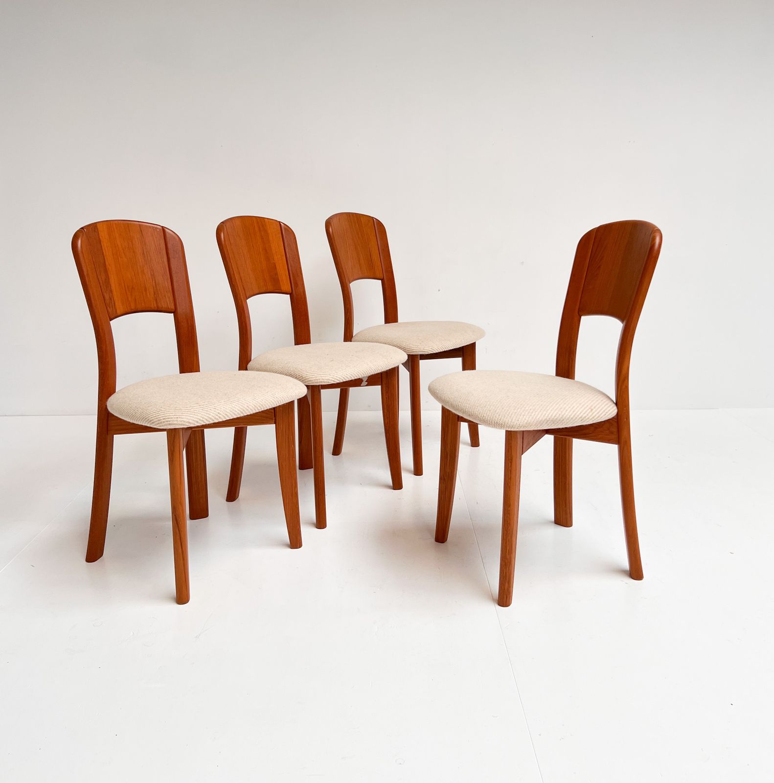 photo buy Set Of 4 Danish Design Chairs By Gramrode From The 1970s