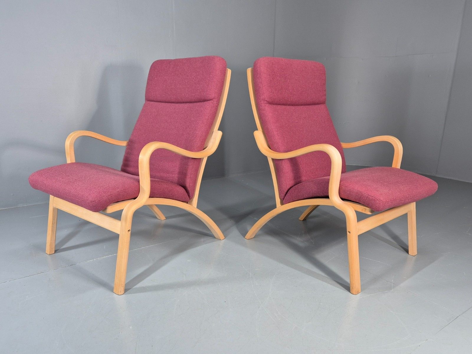 2 Stouby Bentwood Lounge Chairs Mauve Wool 1980s Retro Mcm Eb11349 Mben photo furniture