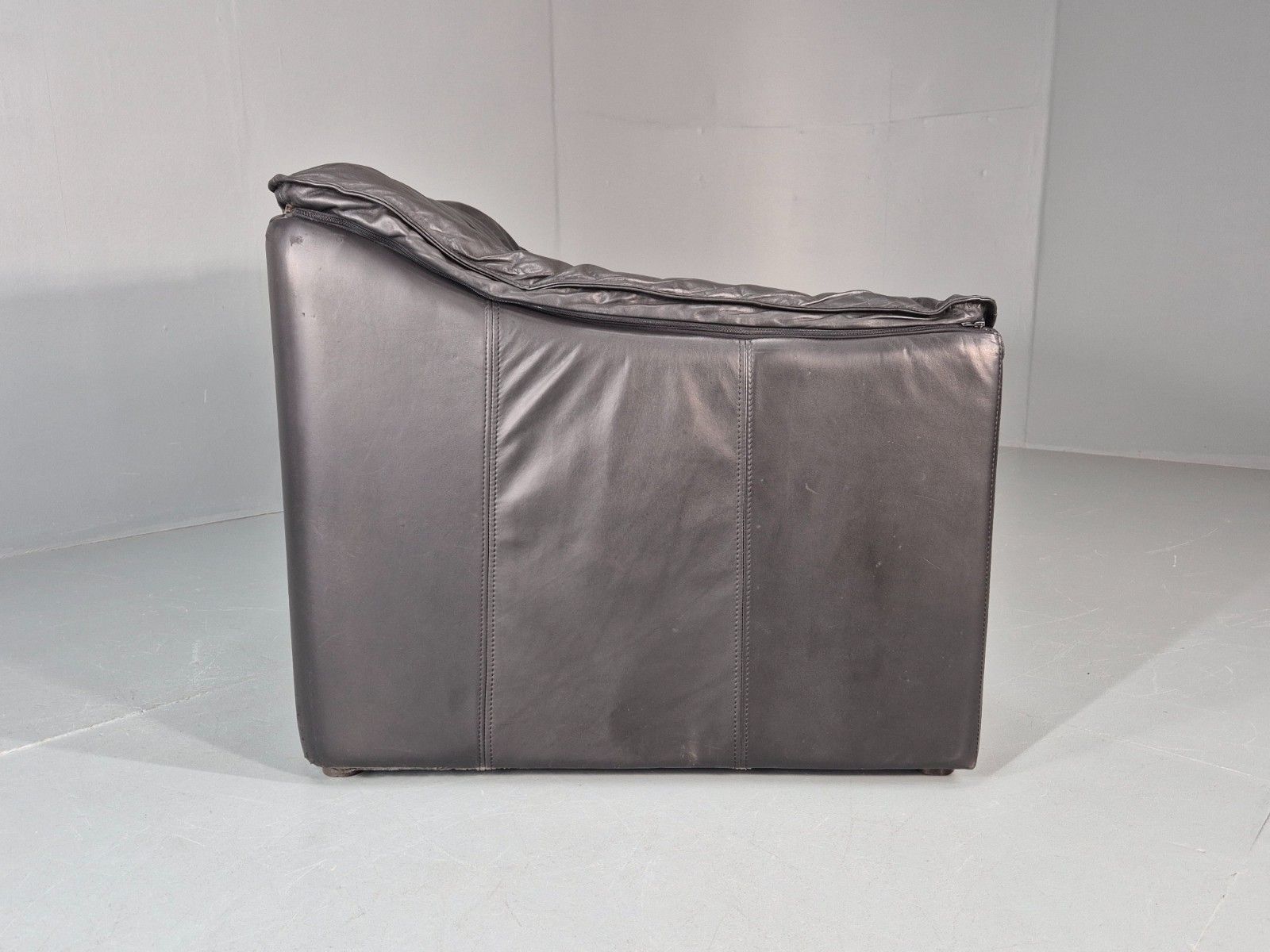 Vintage Thams Two Seater Sofa Black Leather 1980s Retro  Eb11254 M2ss photo vintage