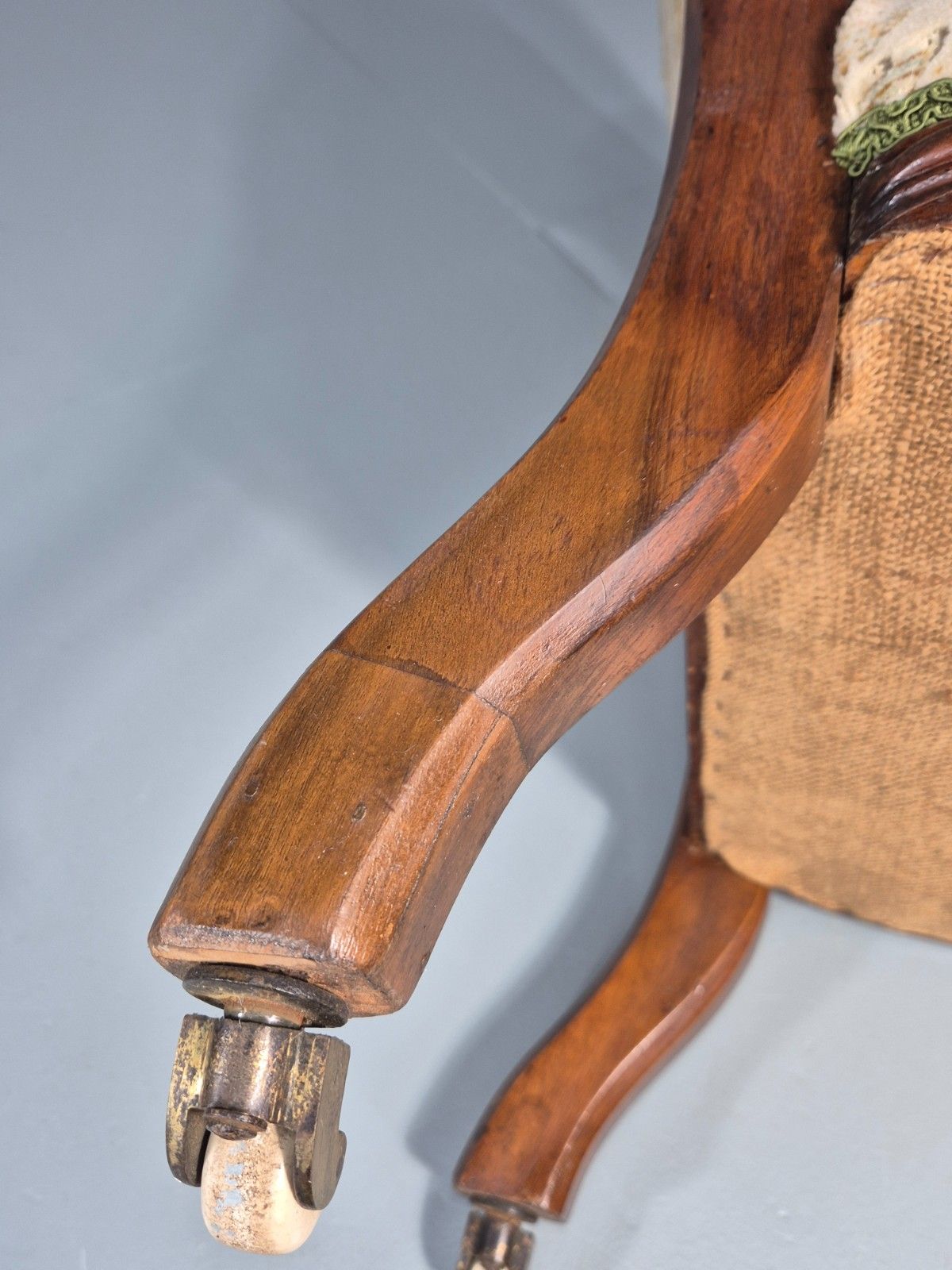 photo vintage Antique Mahogany Nursing Chair Floral Upholstery 1880s Victorian Eb11175 Vclo